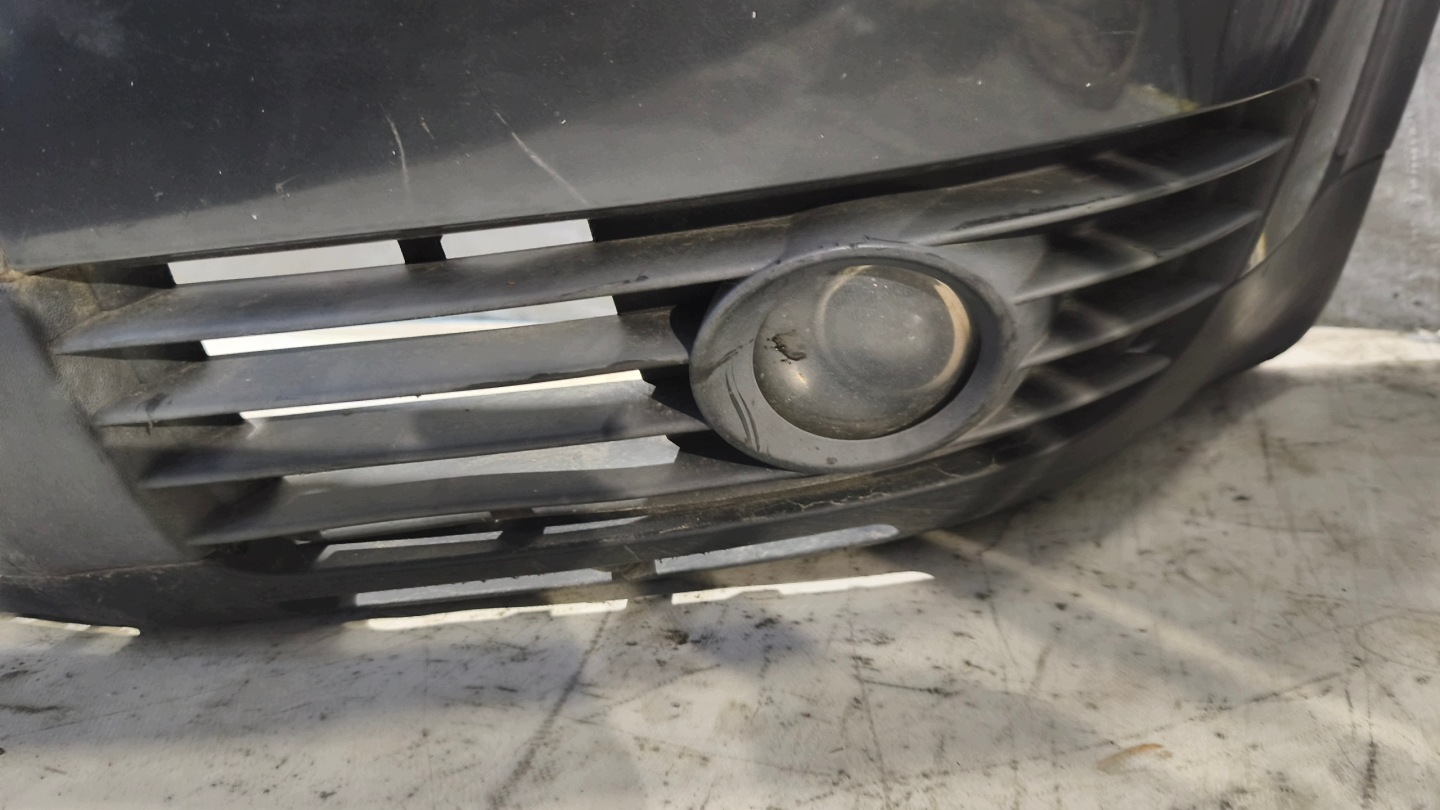 Frontstoßstange VW PASSAT B5 FL 2001r K: LC7V