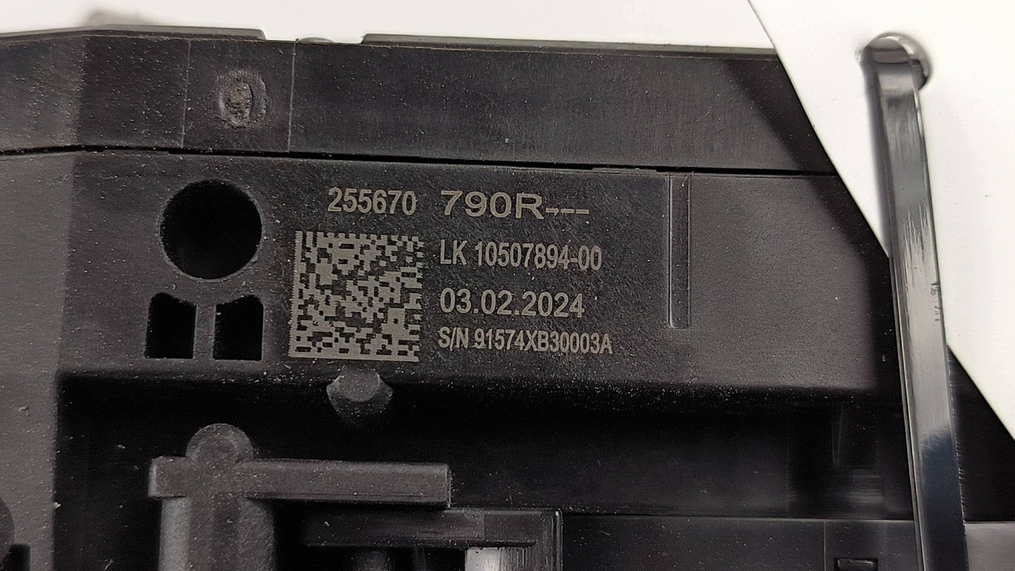DEVIO LUCI TERGICRISTALLO TERGI 255670790R RENAULT ARKANA LIFT