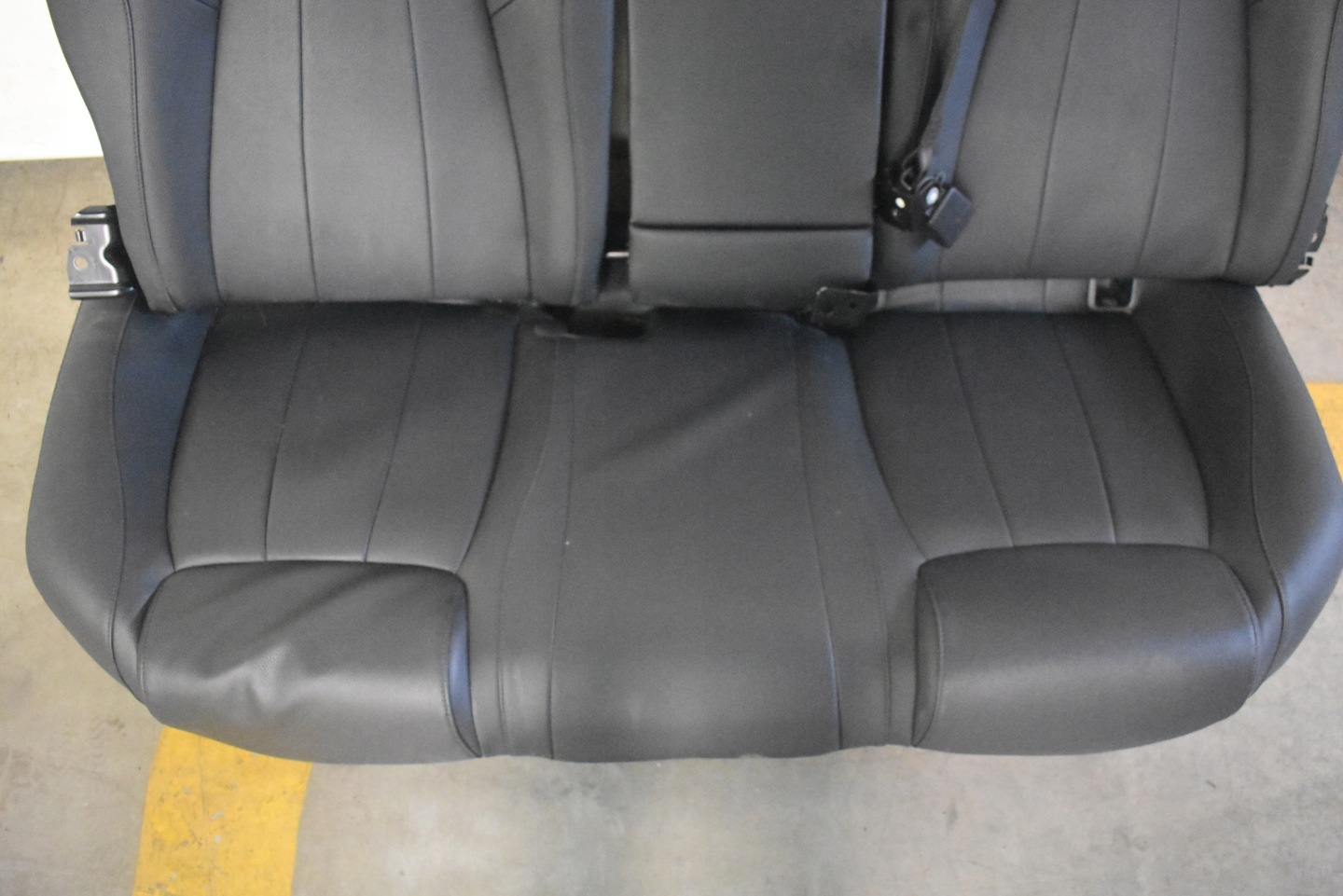 IDEALNA Sitz heck hinten MERCEDES W177 1