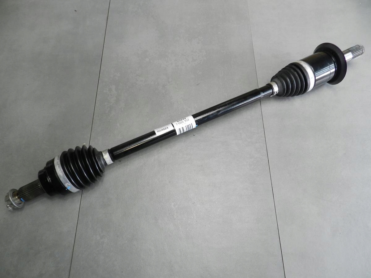 BMW 3 F34 semi-axis right rear part 7609352
