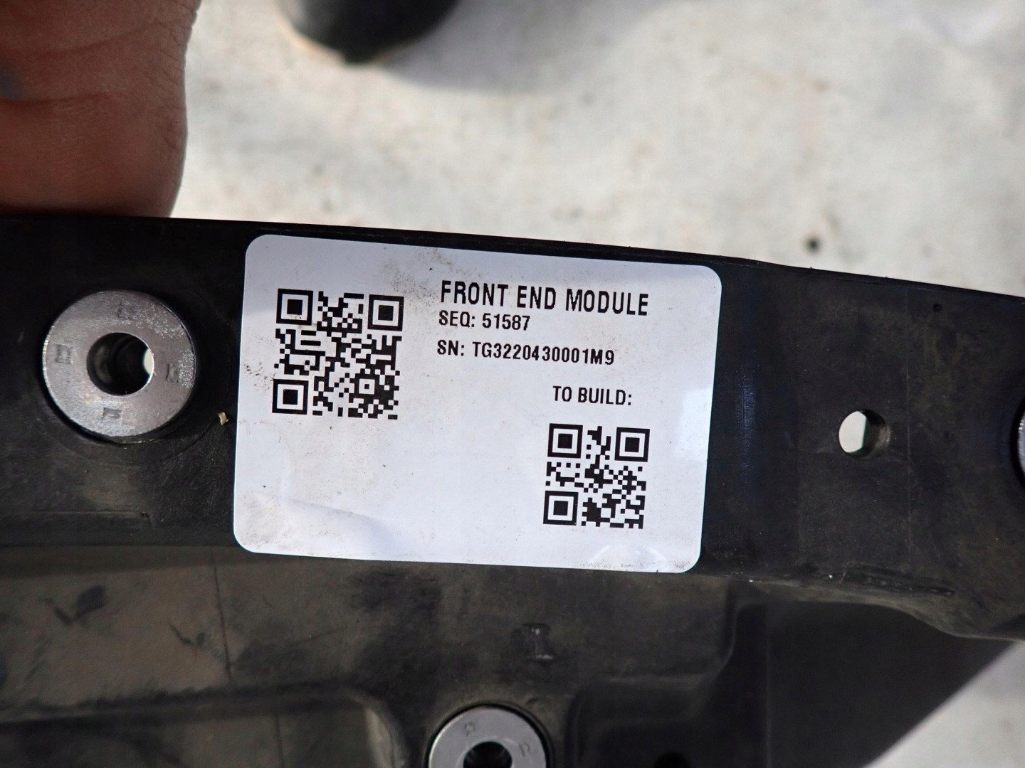 TESLA MODEL 3 17- support panel for radiators pillar front