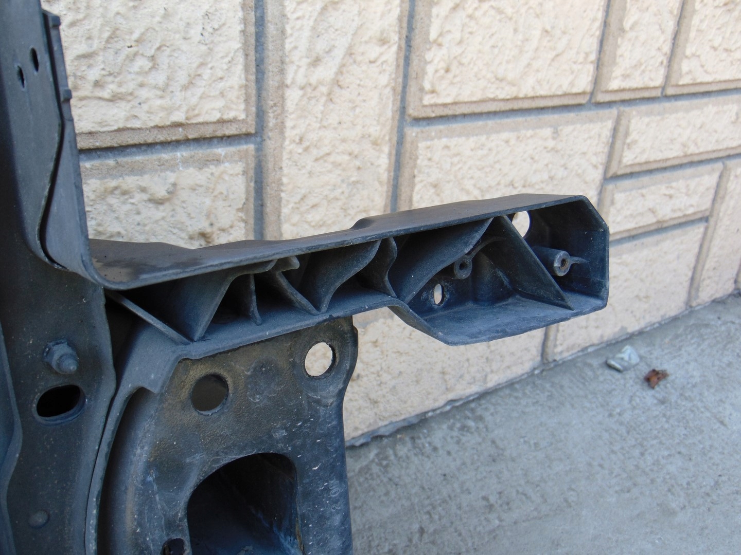 support panel for radiators pillar VW GOLF V GTI 2.0 TFSI