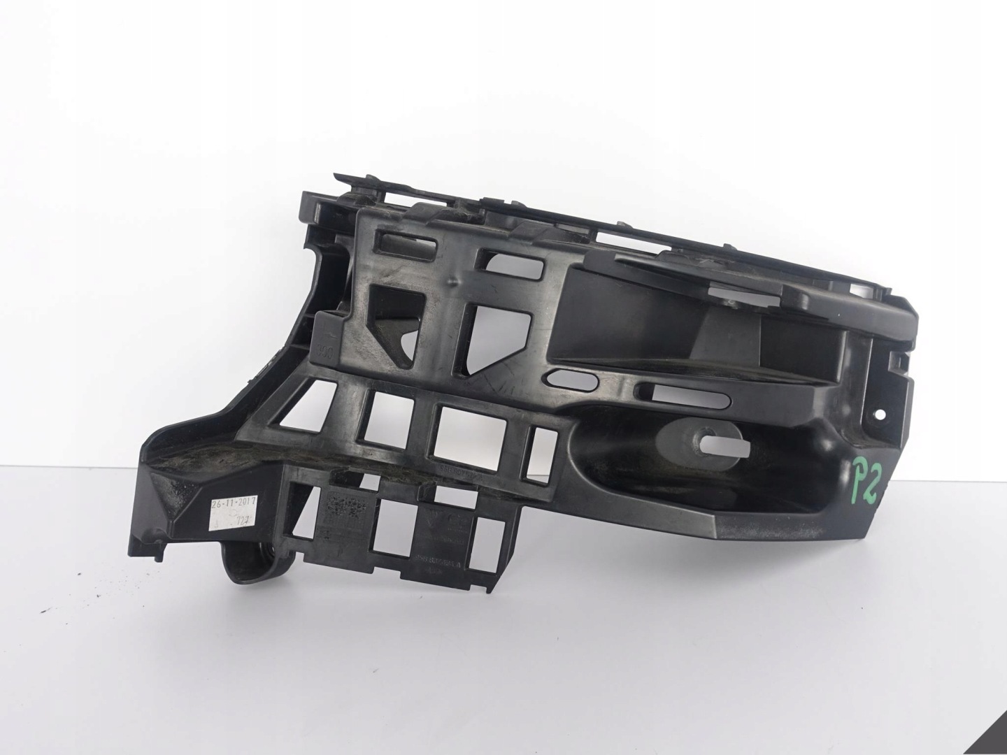 PORSCHE MACAN 95B bumper support right rear part