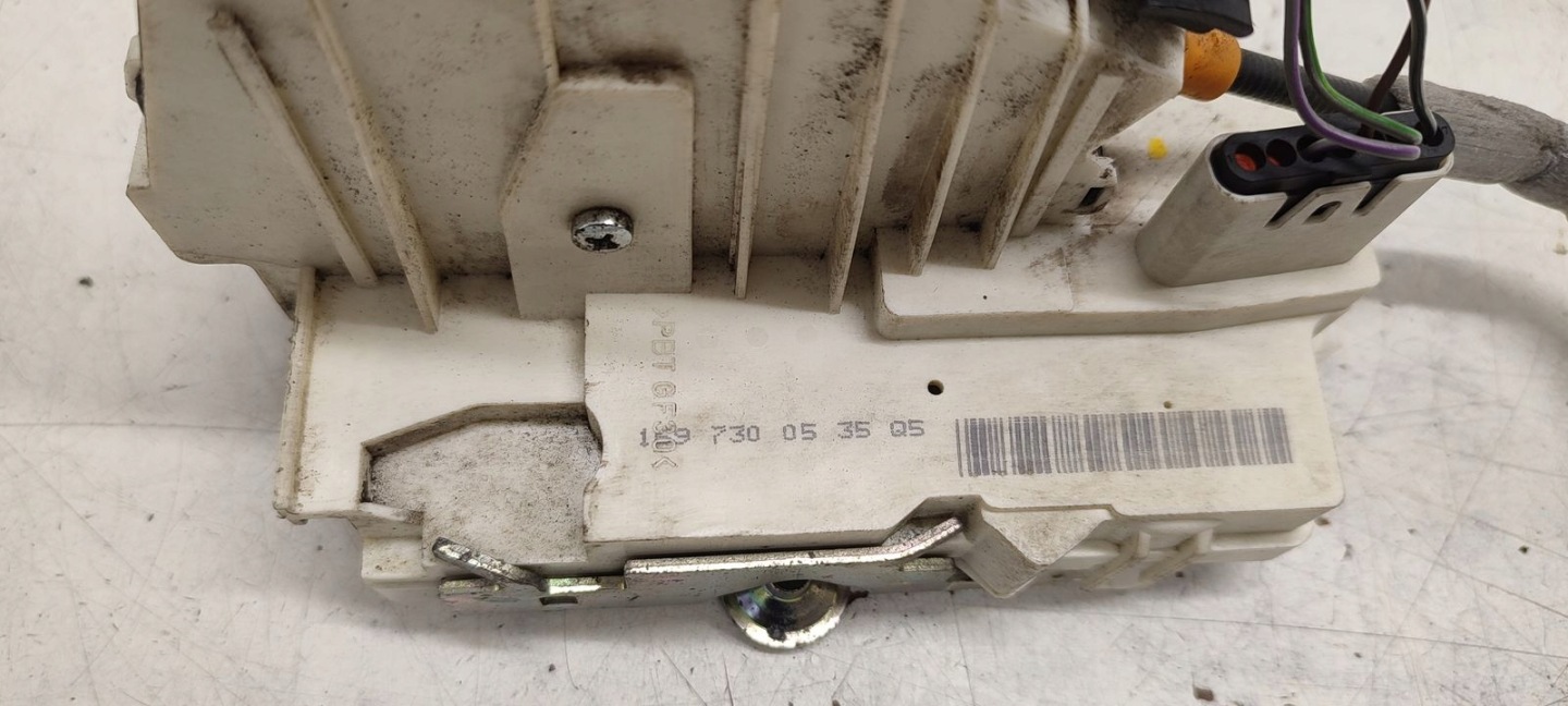 lock door rear part rear left Mercedes W169 1,7 5D