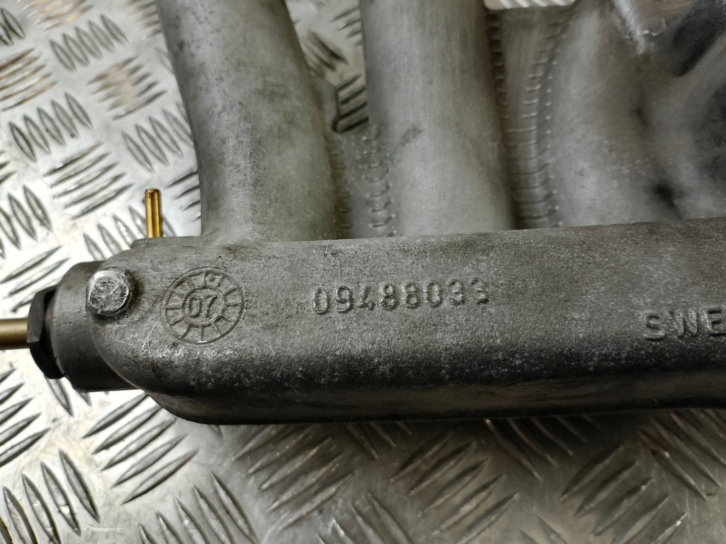 header pipe DOLOTOWY VOLVO S60 2.0 T 09488033