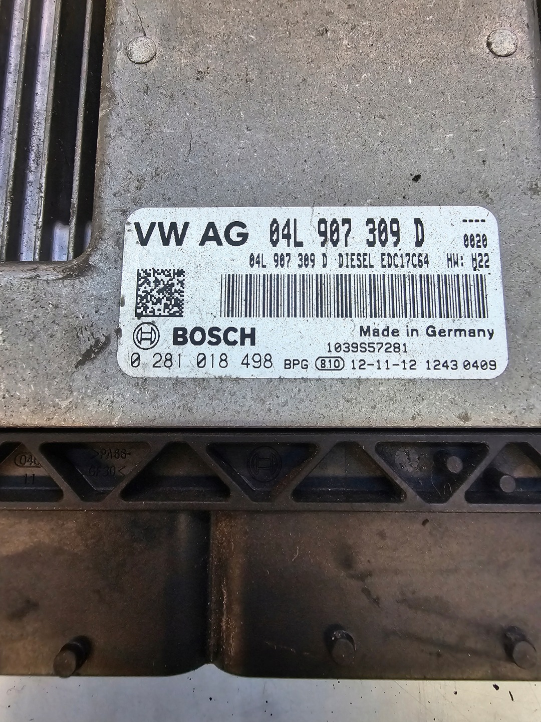 computer control unit of the engine AUDI VW 1.6 04L907309D