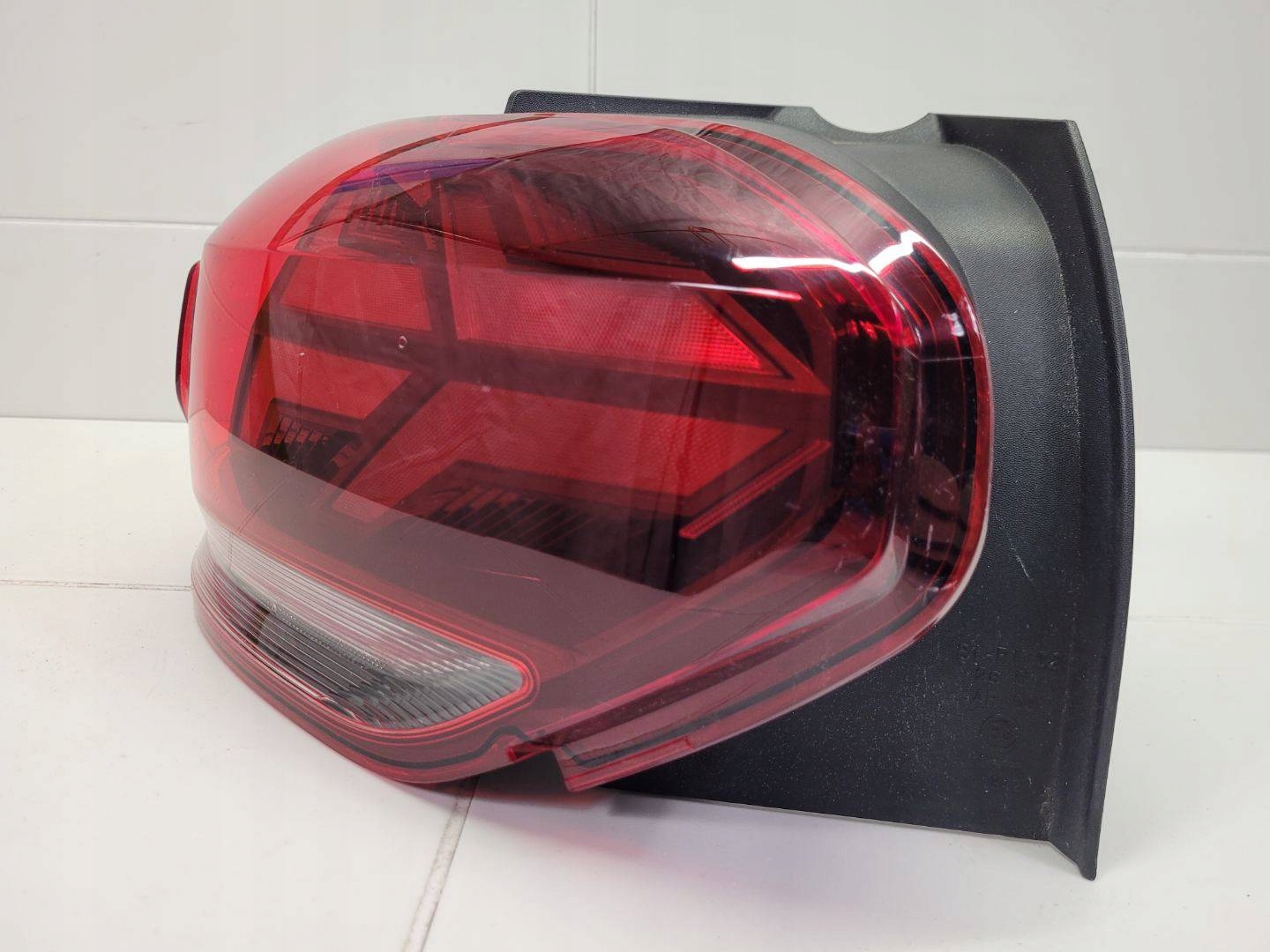 light rear left side Dacia Sandero 3 2021 265558235R