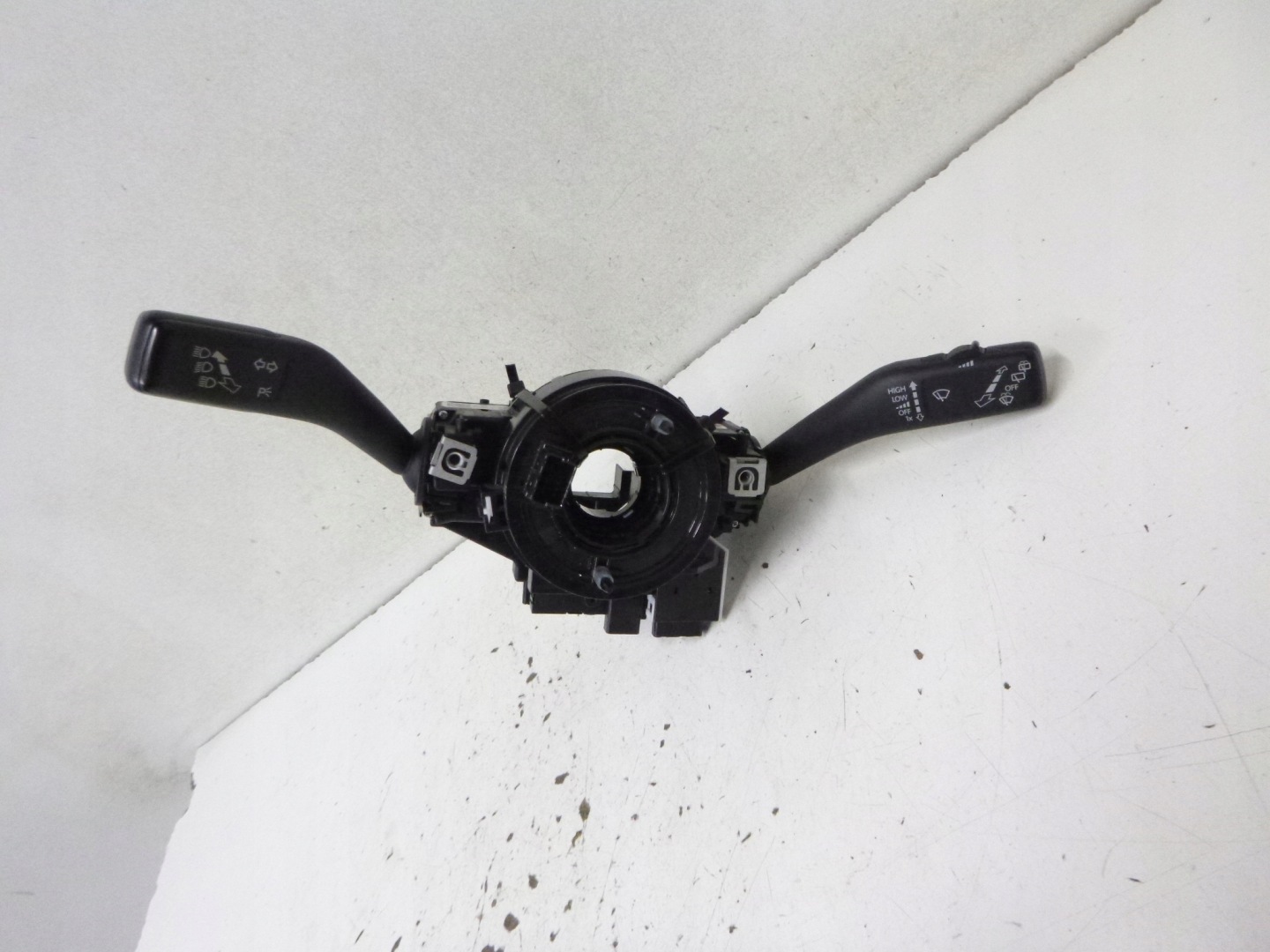 DEVIO LUCI DEVIO tergicristalli indicatori di direzione VW Golf V 2008r. 1K0953503EL