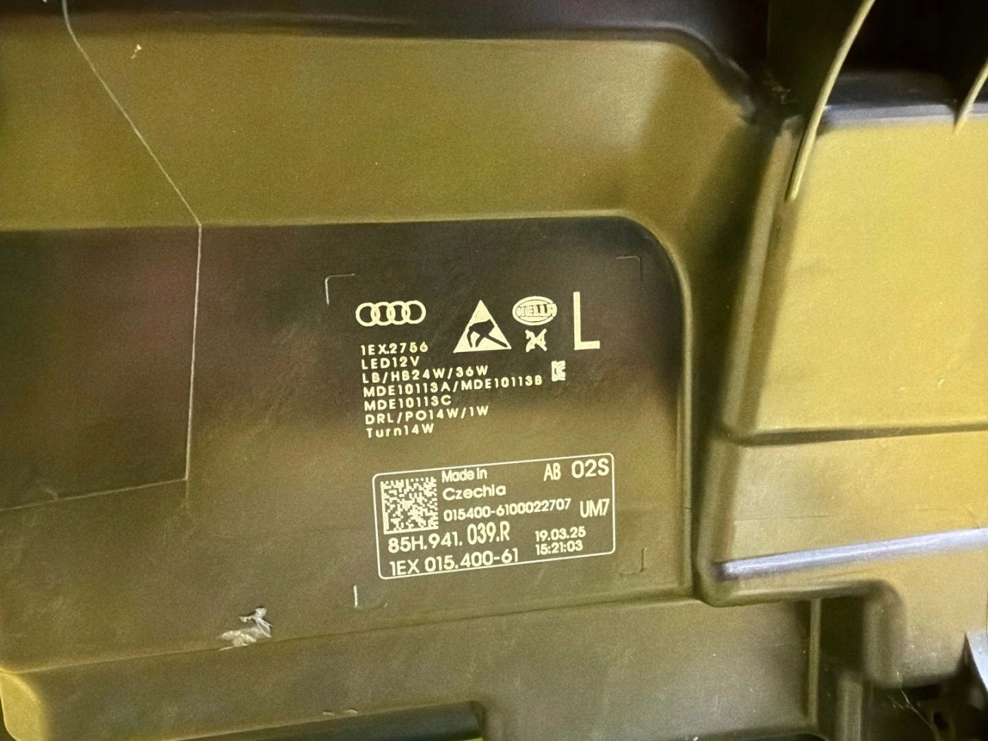 light left Audi Q6 E-Tron 85H Full Led 85H941039R