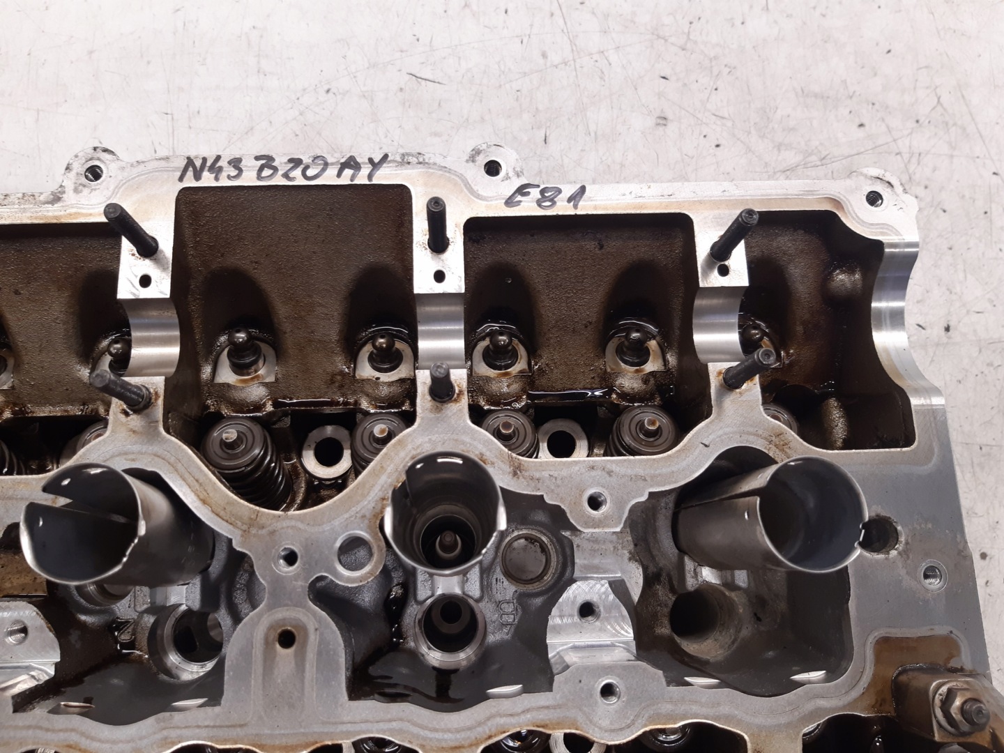 TESTATA sprawna 7559168 BMW E81