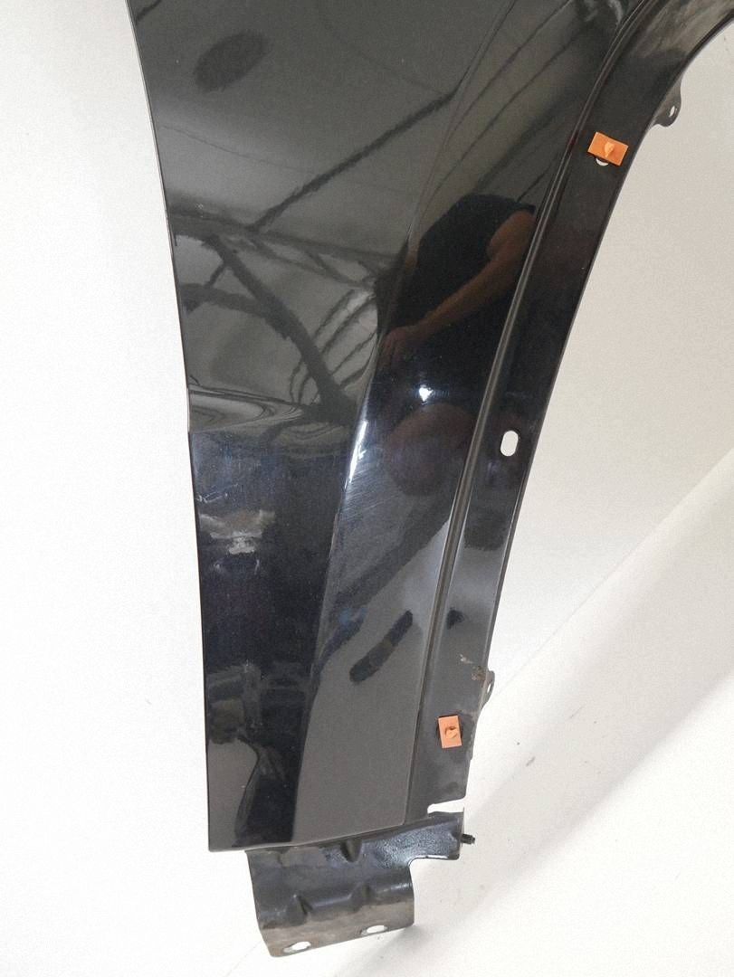 fender right front front JEEP GRAND CHEROKEE WK2 black