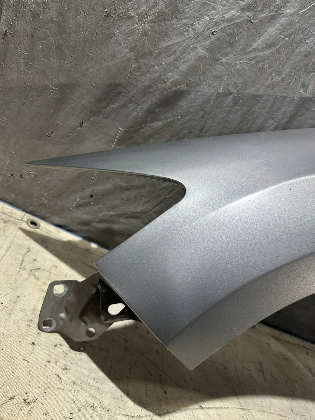 fender left front FORD MONDEO MK4 KOMBI K: MACHINE SILVER