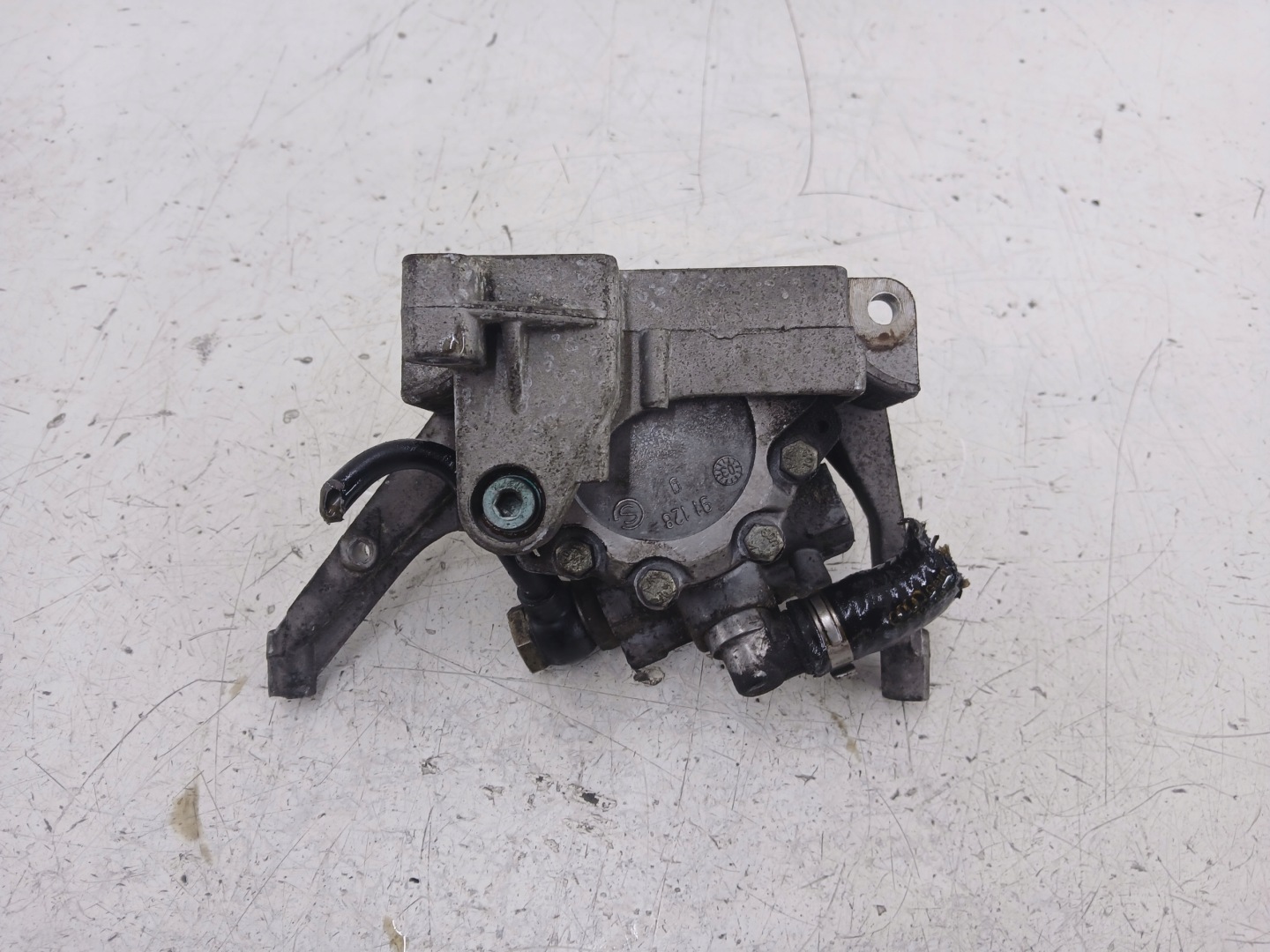 AUDI A6 C5 Pompa servosterzo 4B0145156 110 BAR