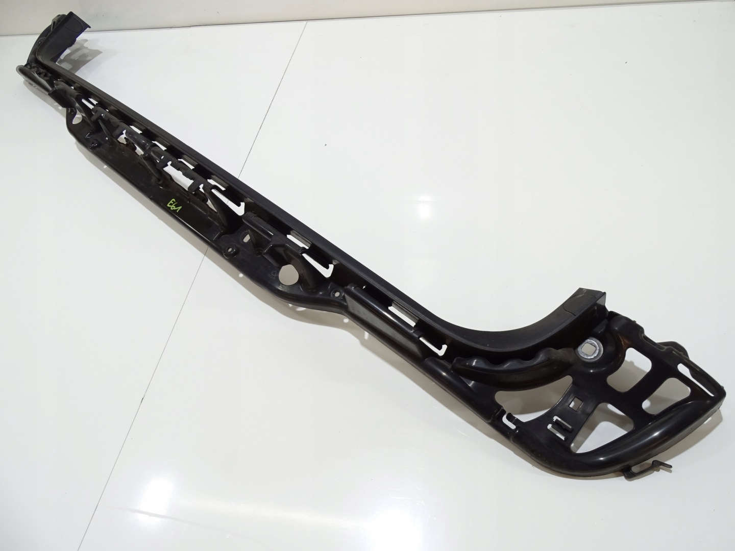 bumper bracket central BMW E61 rear part M PAKIET 7060797