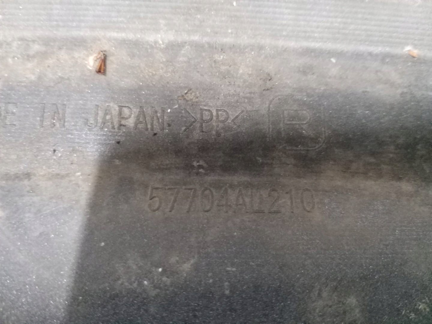 SUBARU OUTBACK V 5 LIFT 17-19 bumper front washers 57704AL210