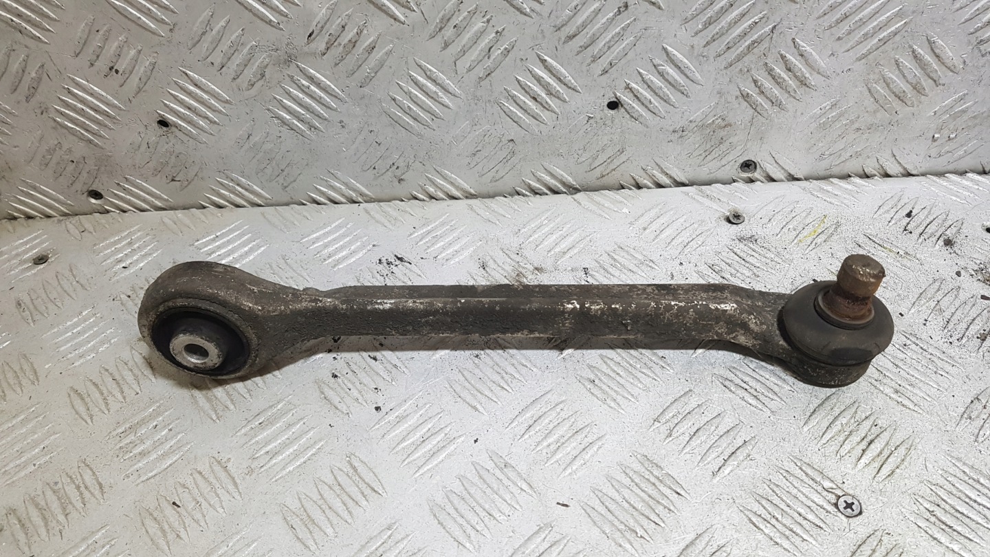 arm left front upper VOLKSWAGEN PASSAT B5