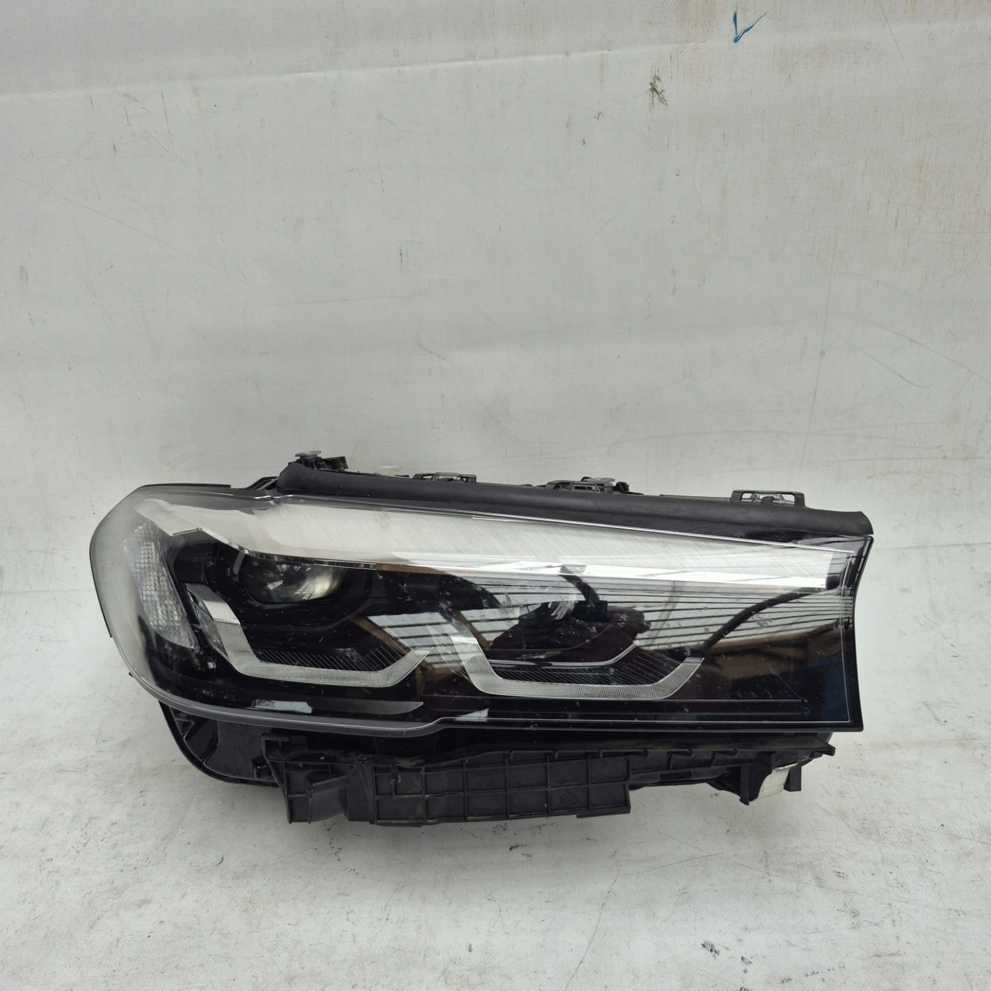 BMW 5 G30 G31 LIFT 20- light right front front FULL LED 5A388C4-04
