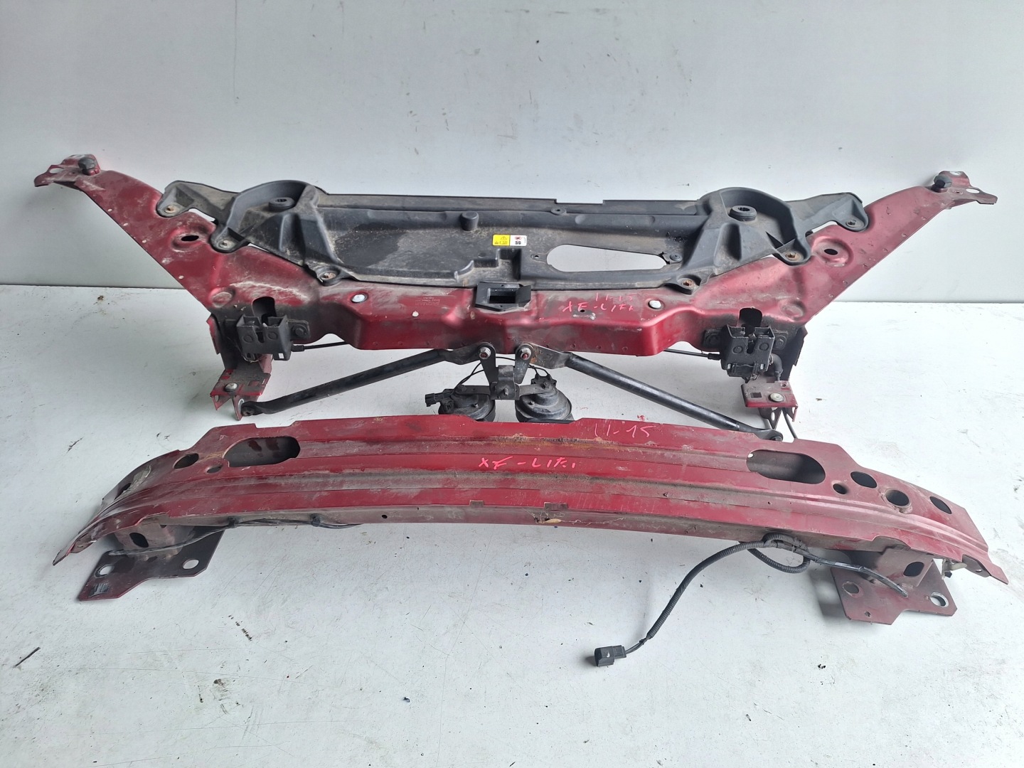 JAGUAR XF X250 LIFT 11-15 support panel for radiators