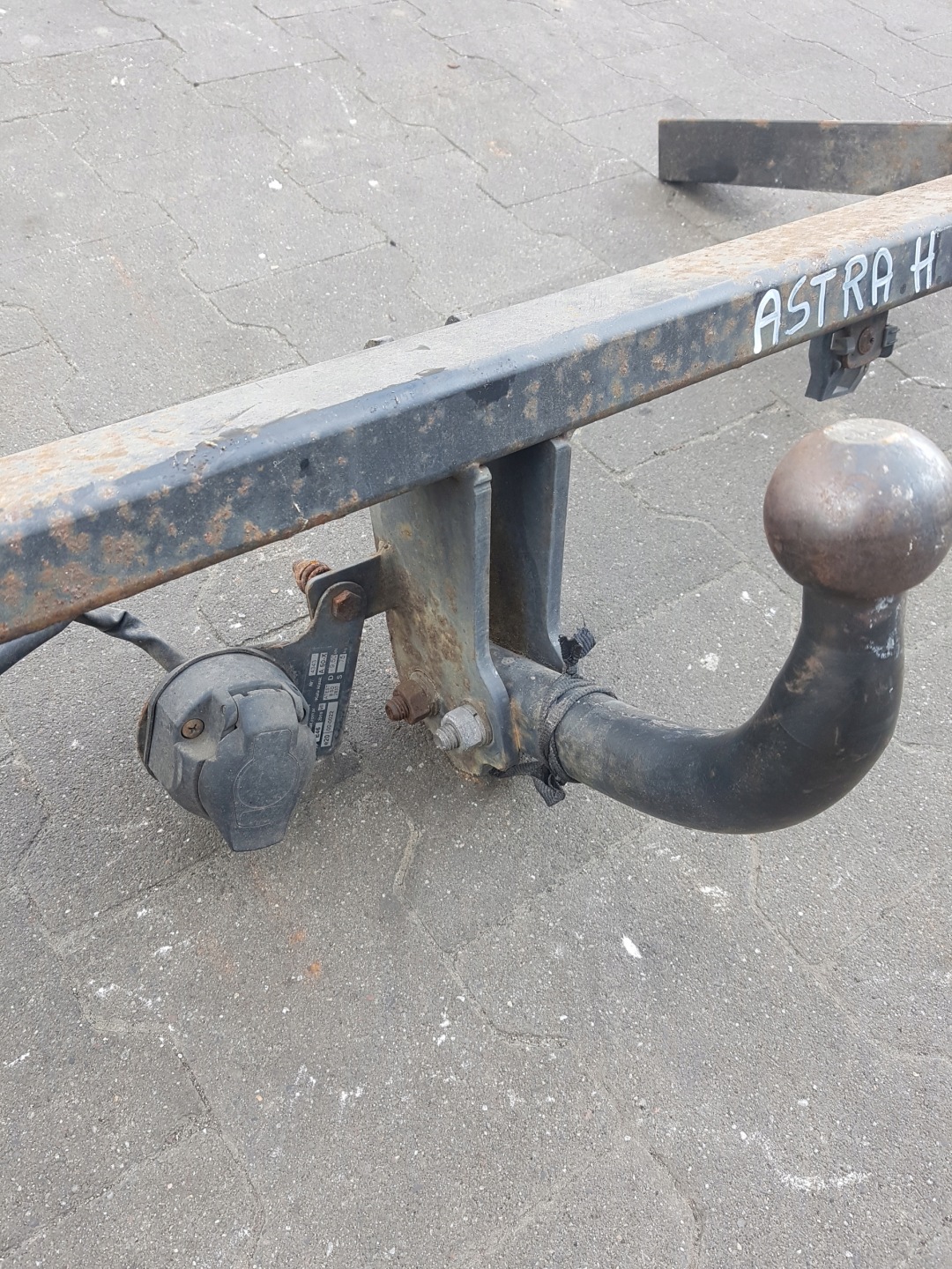 HAK OPEL ASTRA H 027401 AUTO HAK KOMBI