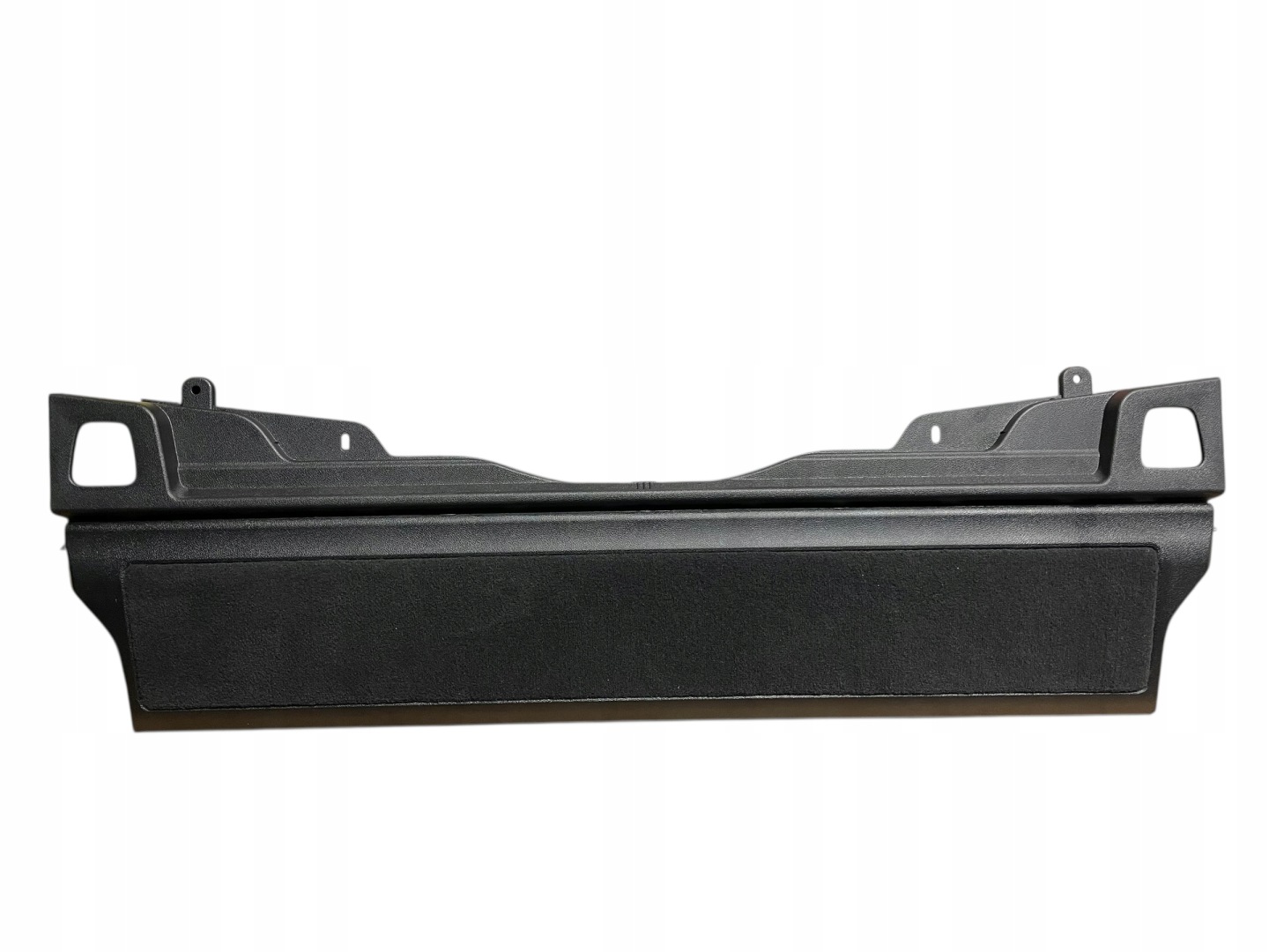 cover bonnet boot of a lock BMW X7 G07