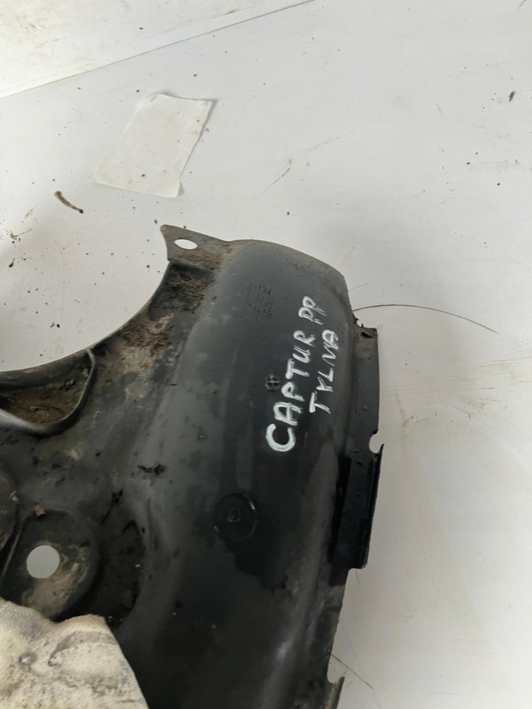 mudguard right front rear part CAPTUR and 638427260R