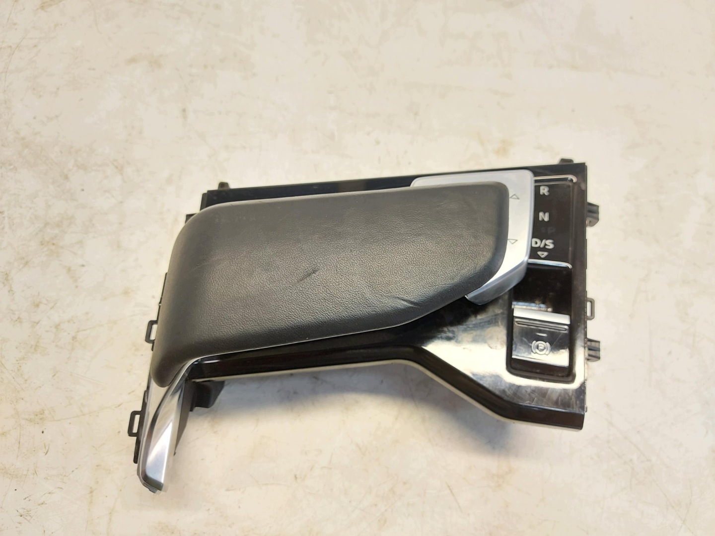 Audi Q8 E-TRON Schaltgestänge Schalt getriebe Schalter Bremse trybu 4kr713041a