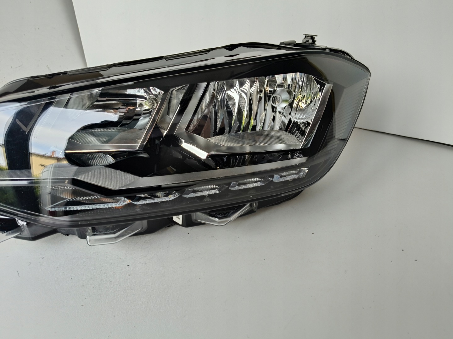 light left REFLEKTOR LAND ROVER DEFENDER II 19- FULL LED