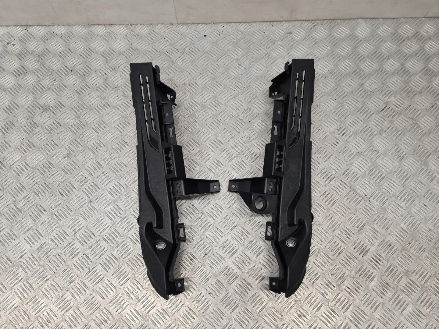 BMW X3 G01 COVER MOULDING BOOT RIGHT LEFT 7396604 7396603