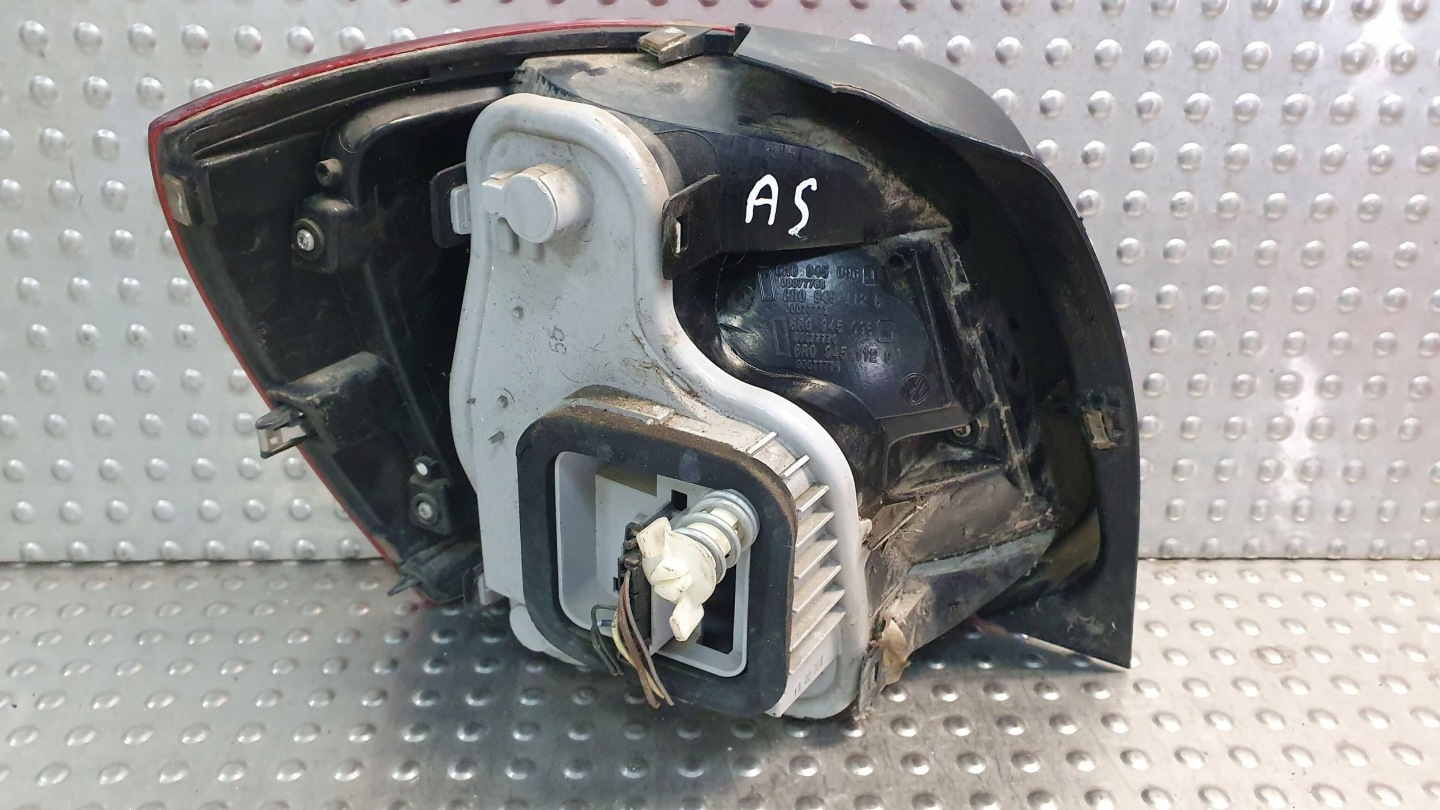 light rear part right VW POLO 6R 08- 6R0945112B