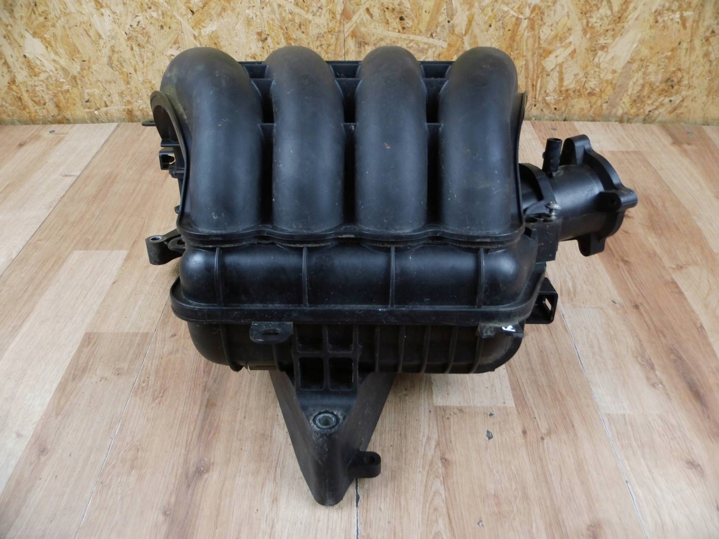 Mazda CX-5 and KE 2012-2017 2.0 petrol intake manifold PE0113100