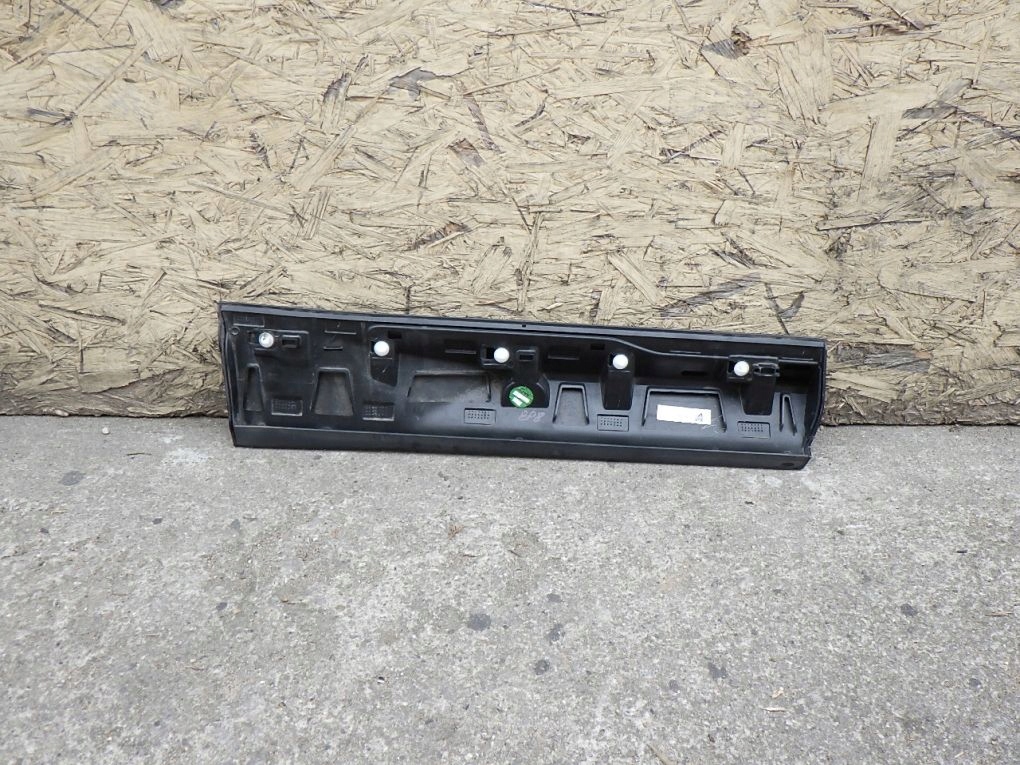 VOLVO XC60 XC 60 2 II 17- moulding door left front rear