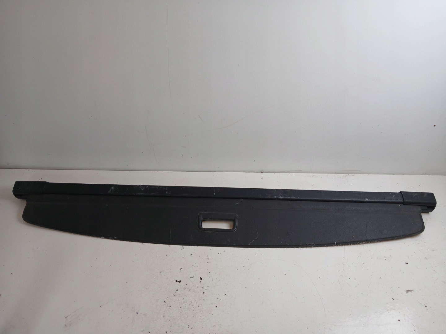 VW TOURAN and blinds boot SPRAWNA black