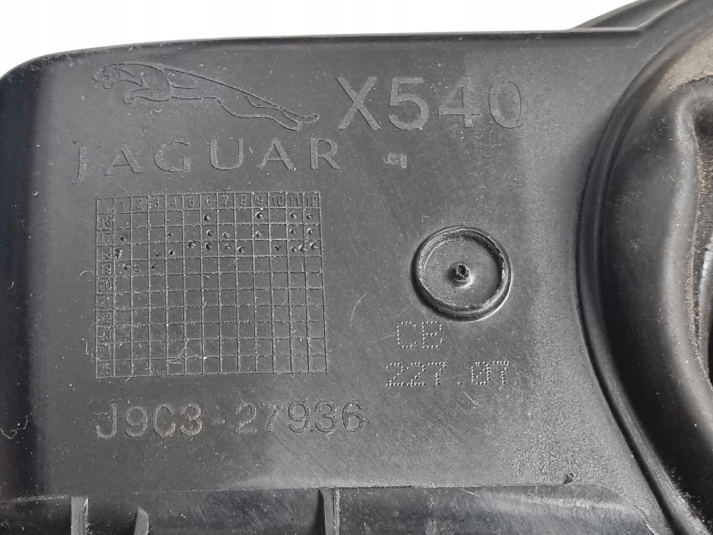 Tankklappe des Kraftstoffsbehälters Jaguar E-Pace X540 2020 J9C3-27936