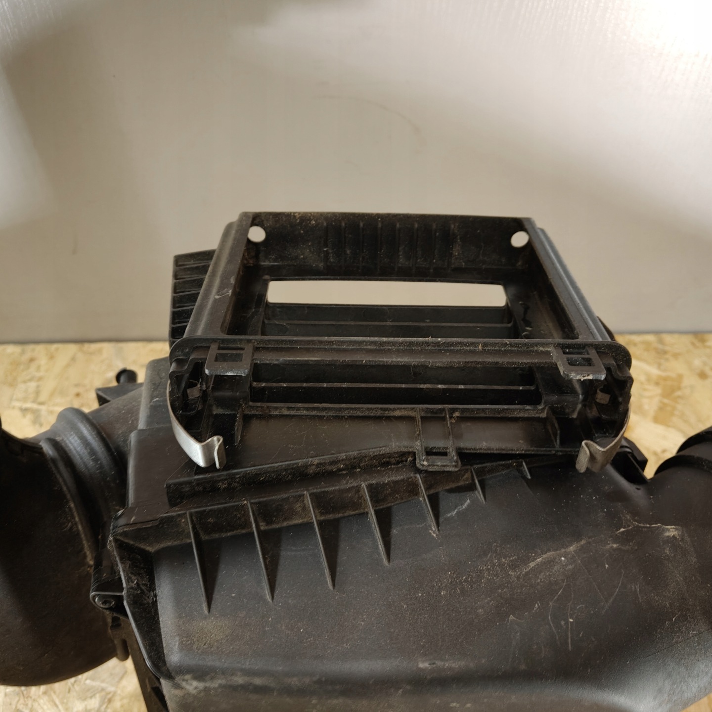 Gehäuse filter luft MERCEDES CLA A6450900001