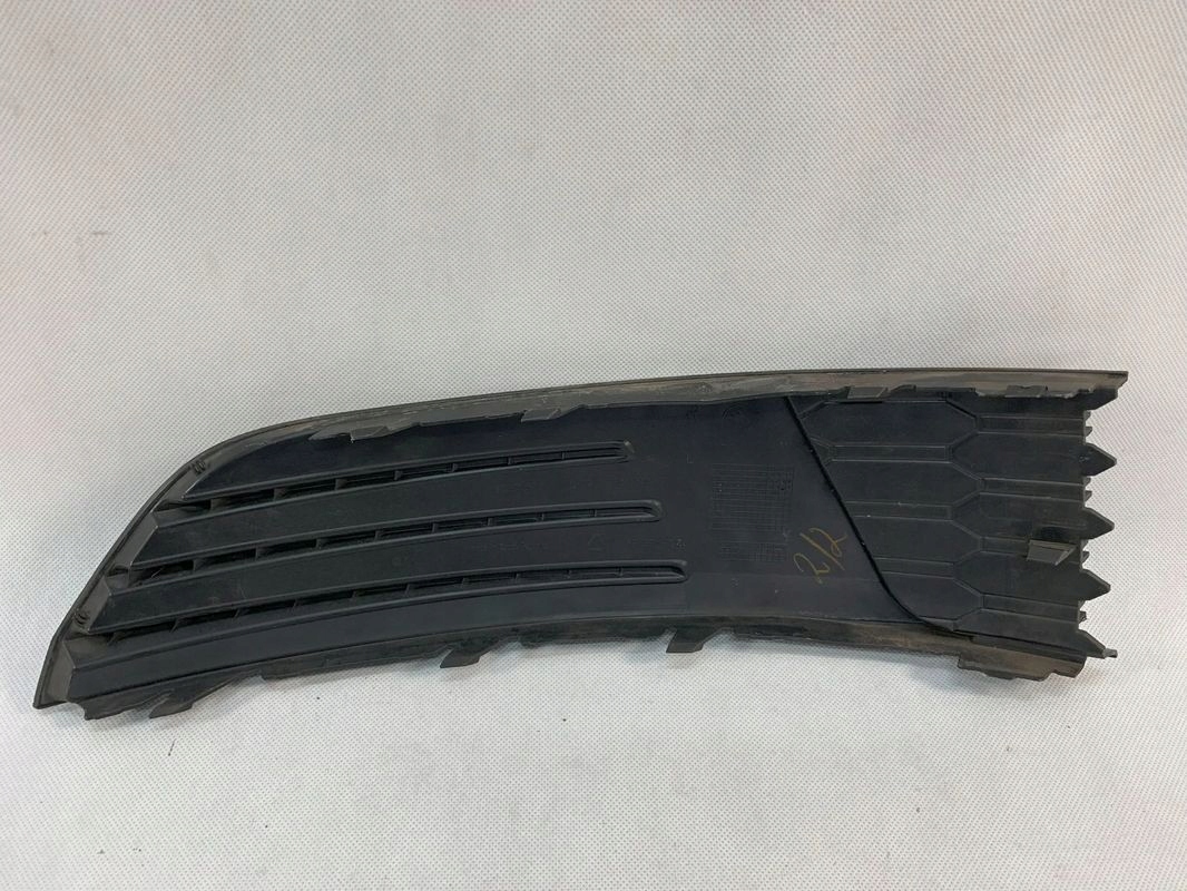 Skoda Fabia 3 III FL 17r grille left grid Lift 2017