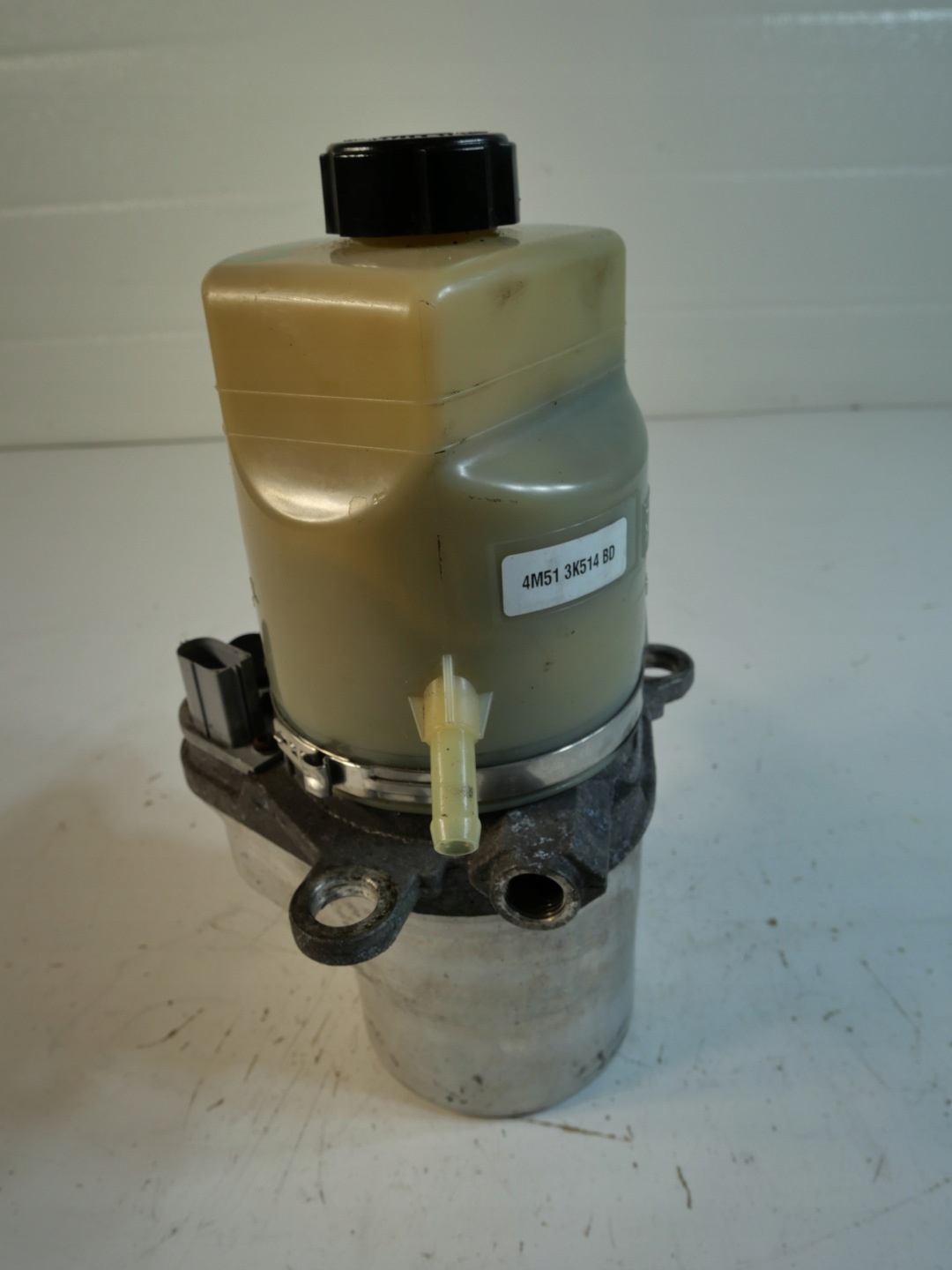 Pompa servosterzo FORD C-MAX MK1 4M513K514BD