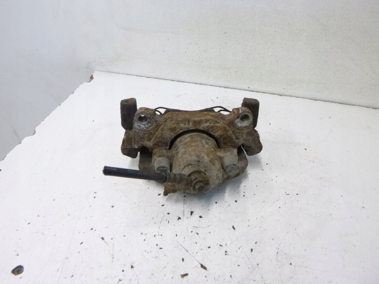 caliper brake front right VW Volkswagen Golf 5 V 1.4 03-09r