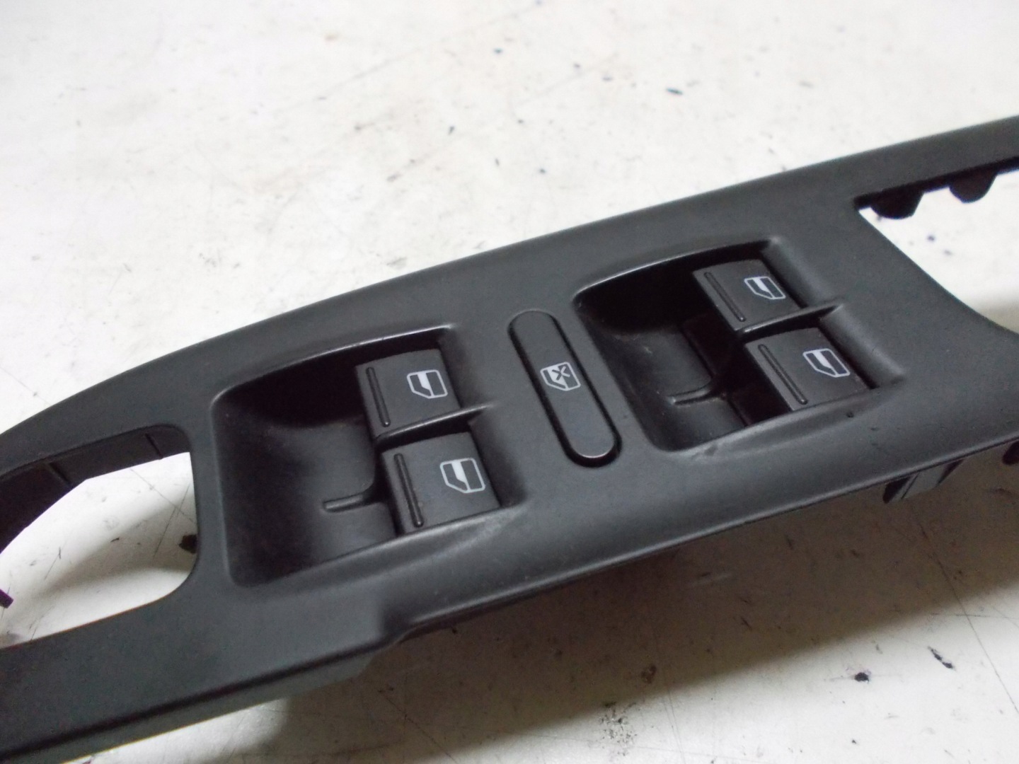 VW PASSAT B6 1.4 TSI 09R window control switch