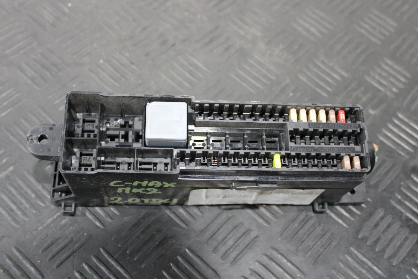 Module fusibles FORD C-MAX MK2 AV6T-14K131-AC