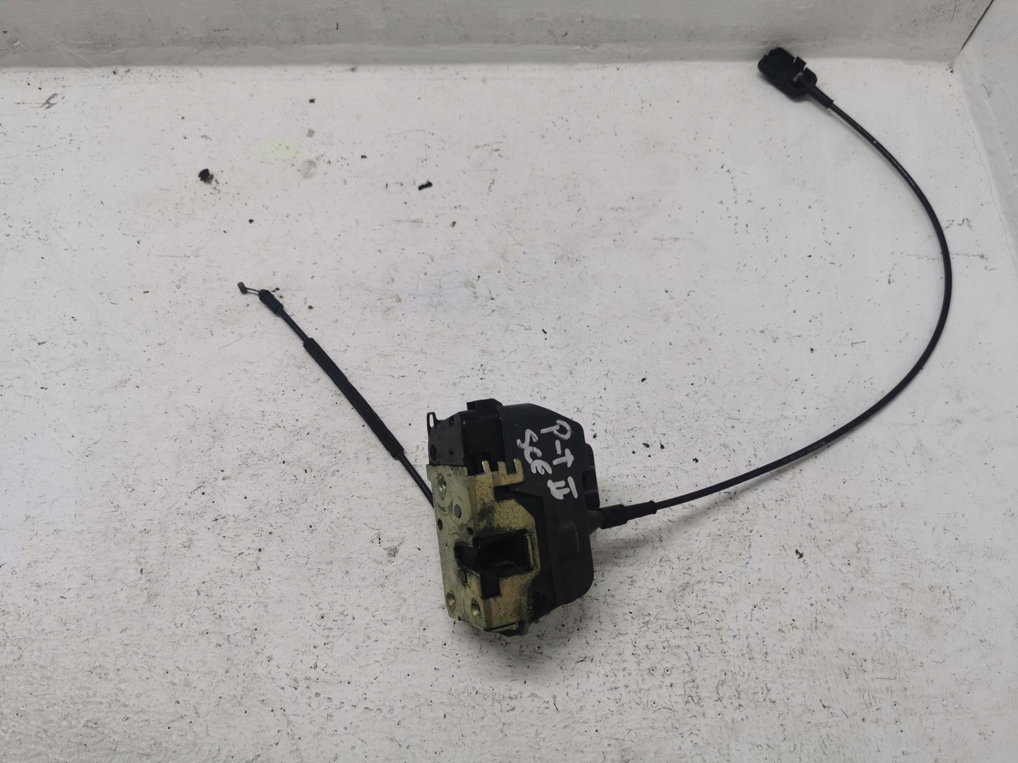 lock door right rear part RENAULT SCENIC II 6 PIN