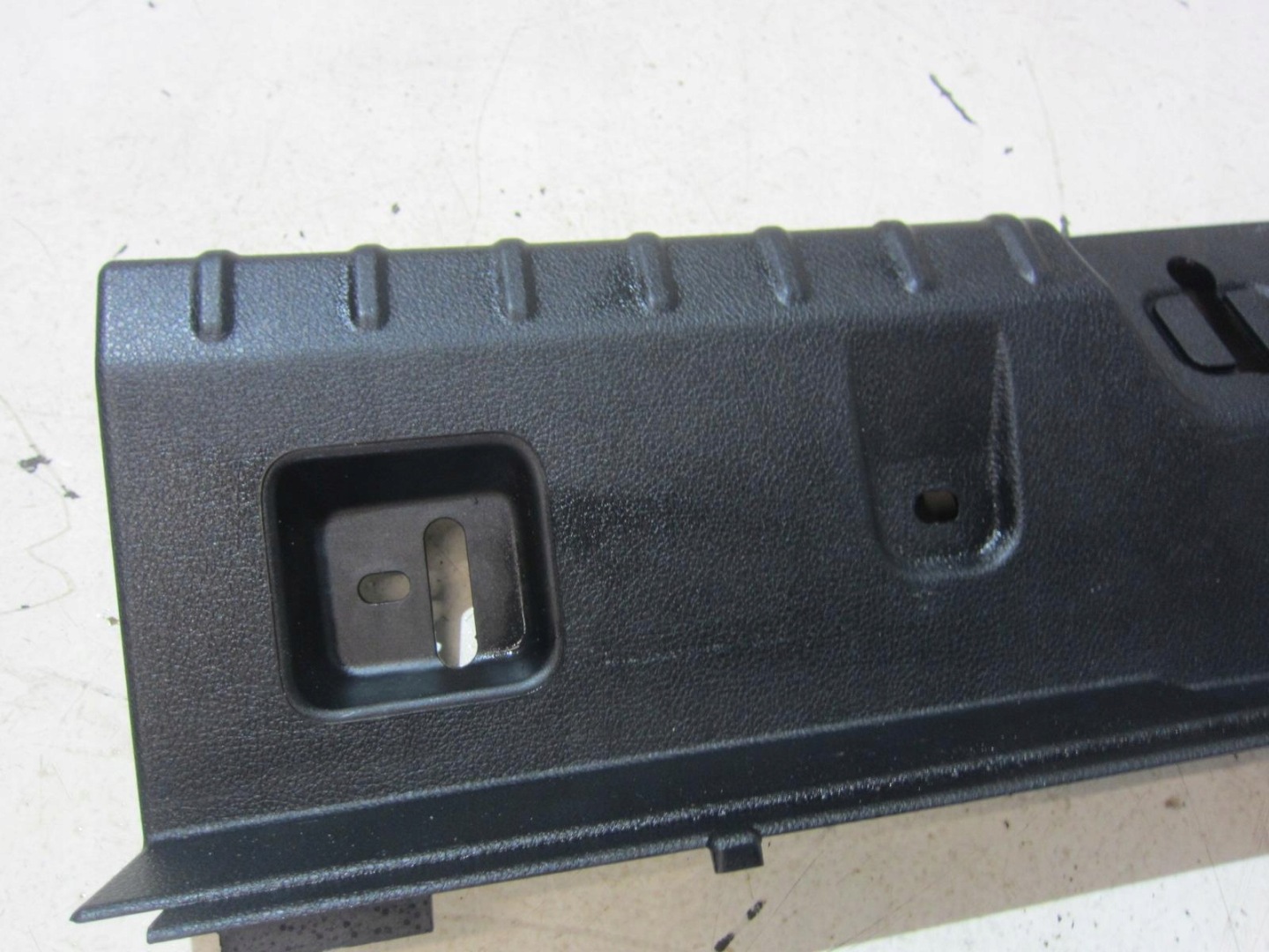 BMW F30 328XI rear panel cover boot 7351650