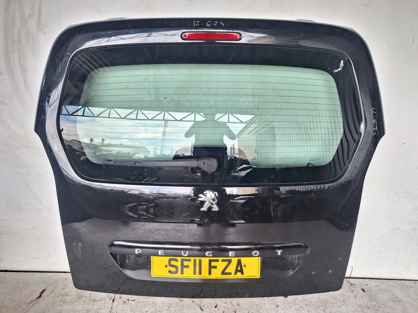 PEUGEOT PARTNER III 08-18 boot door