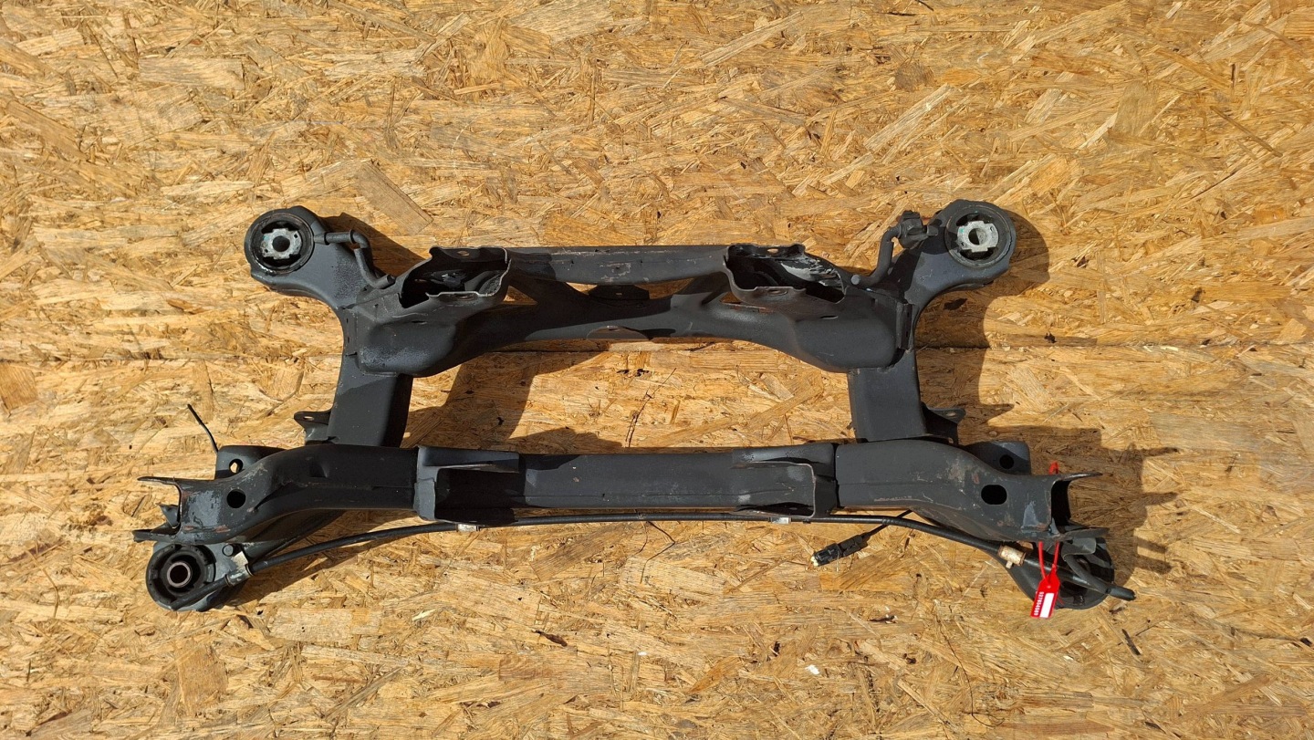vorderachsträger hinten FIAT FREEMONT 4X4 2011