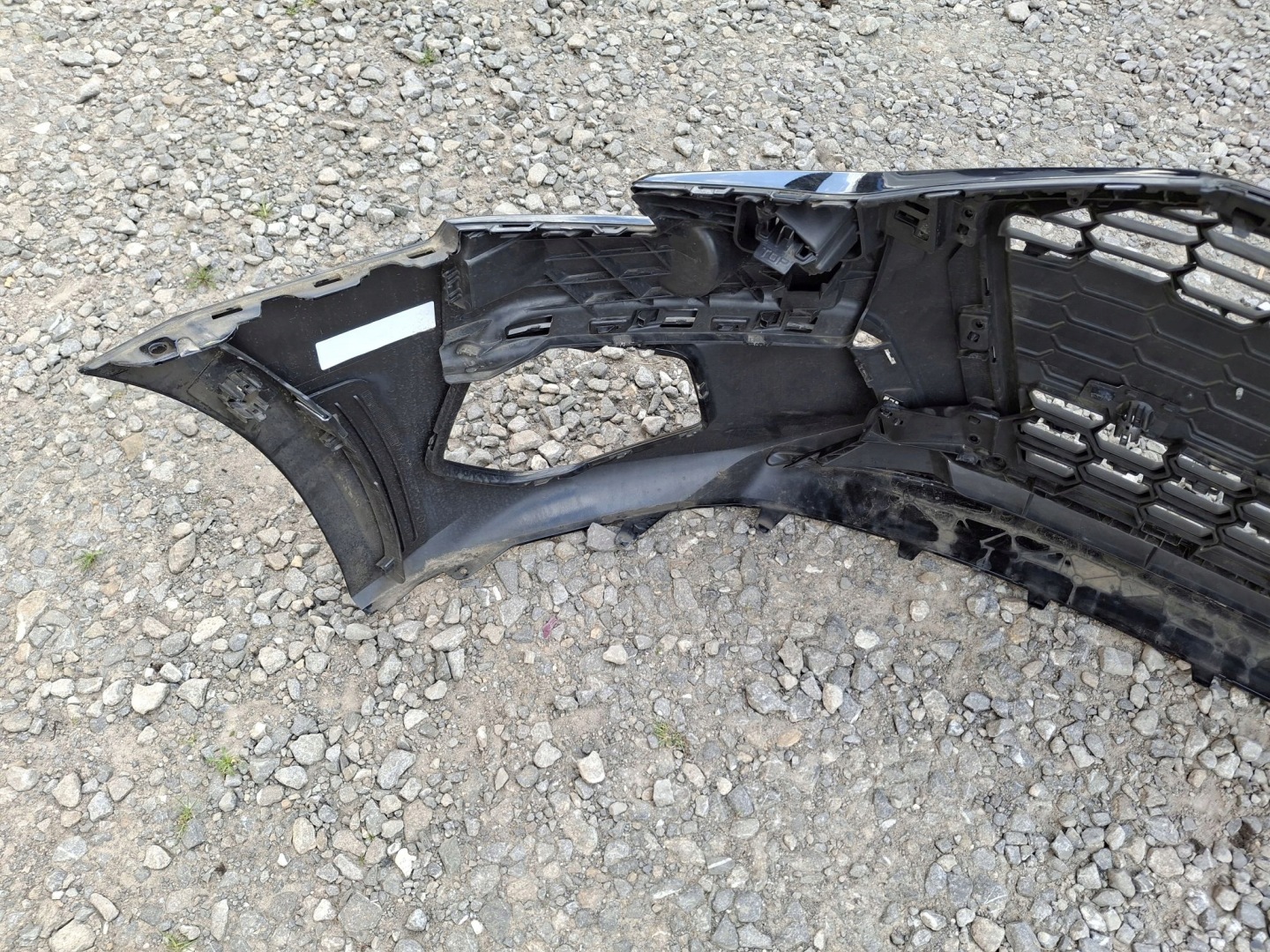 Frontstoßstange AUDI A3 HB 8Y0 2020R->