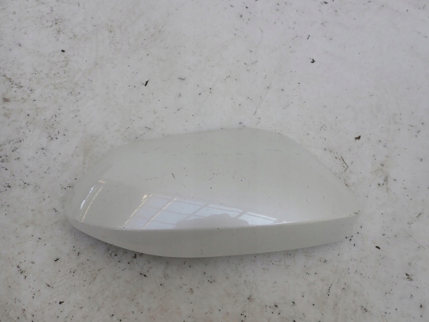 TOYOTA COROLLA 18- cover mirrors right 9301004
