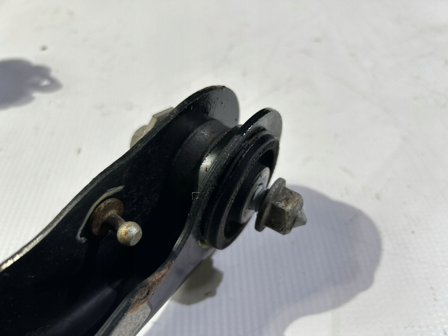 arm front front left Jeep Grand Cherokee Dodge Durango 2016
