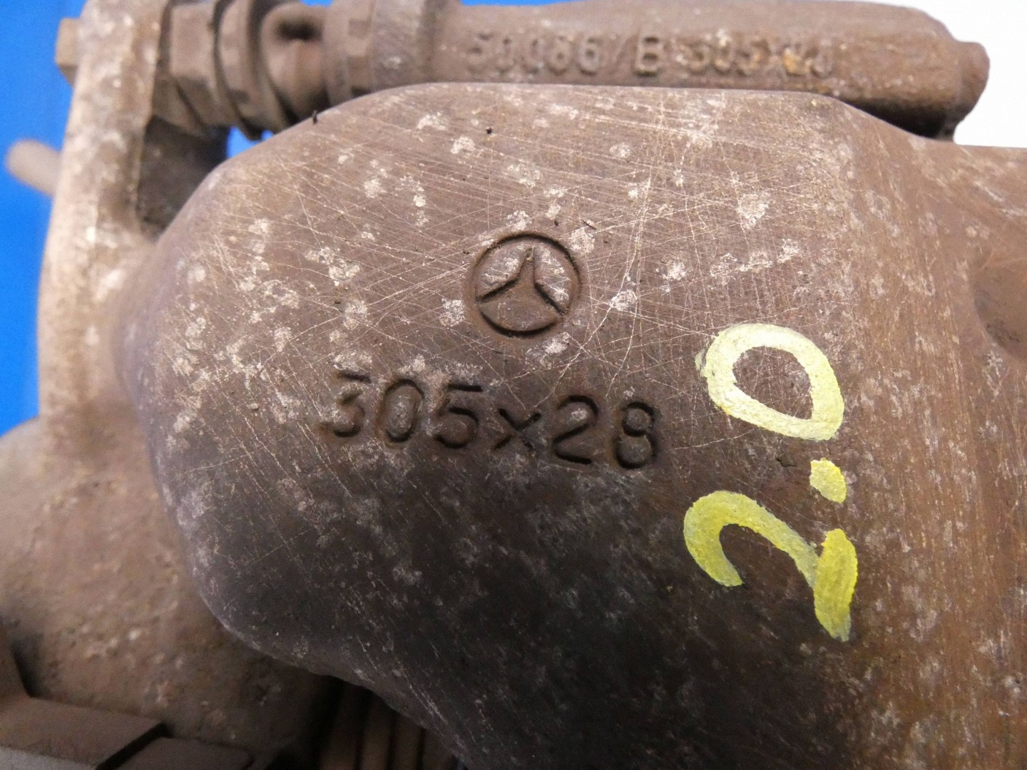 MERCEDES E KLASA W213 caliper brake right front front