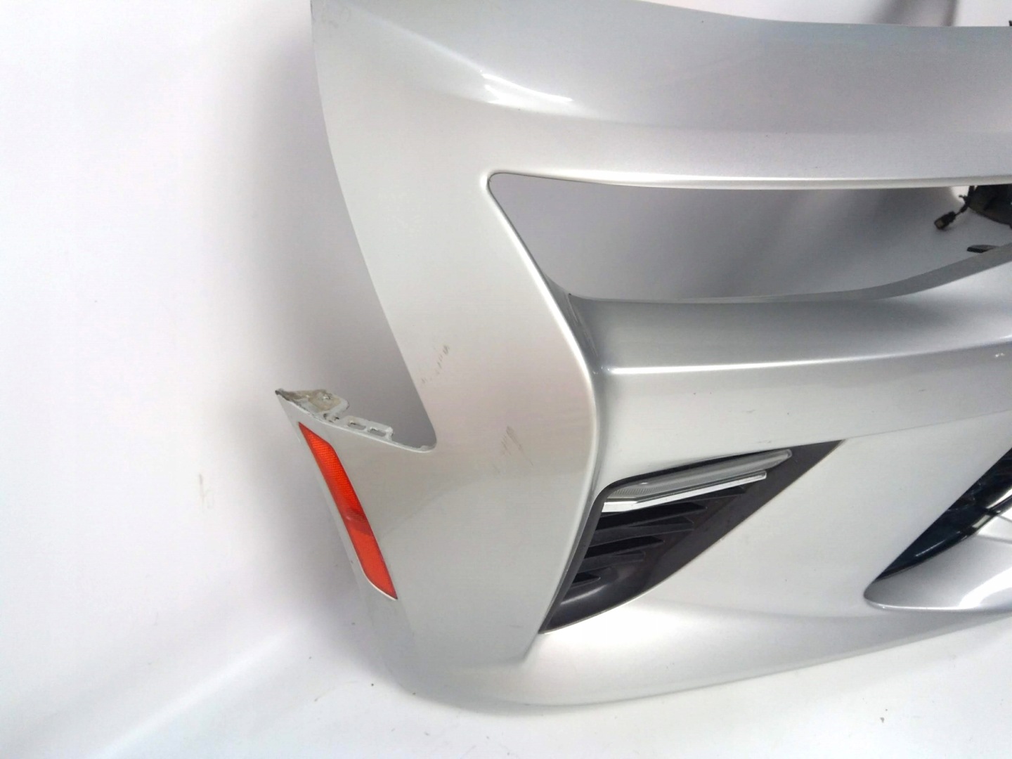 Chevrolet Camaro SS front bumper 2016-18