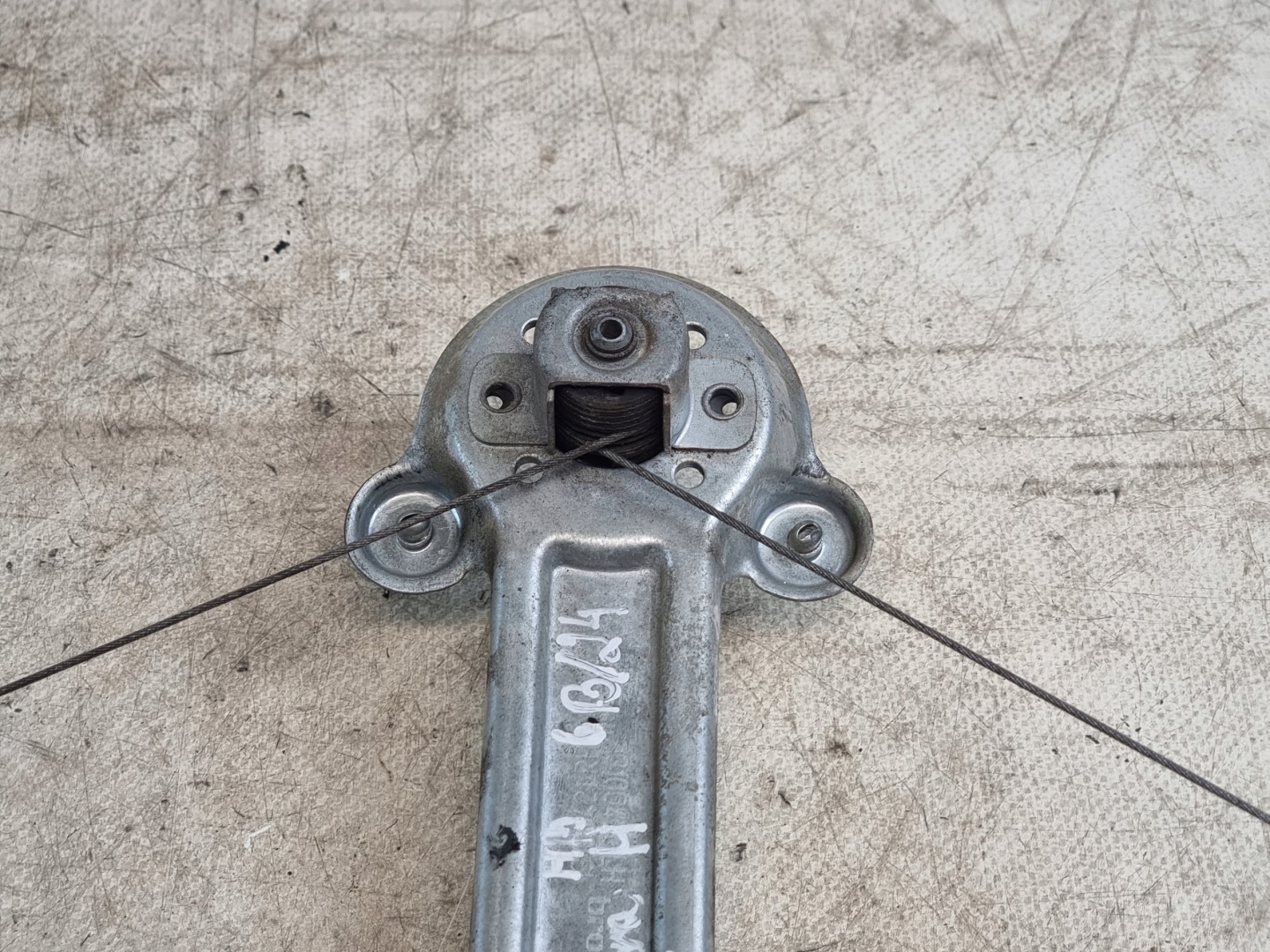 window regulator right rear part OE 13100421 OPEL ASTRA H III HB 5D