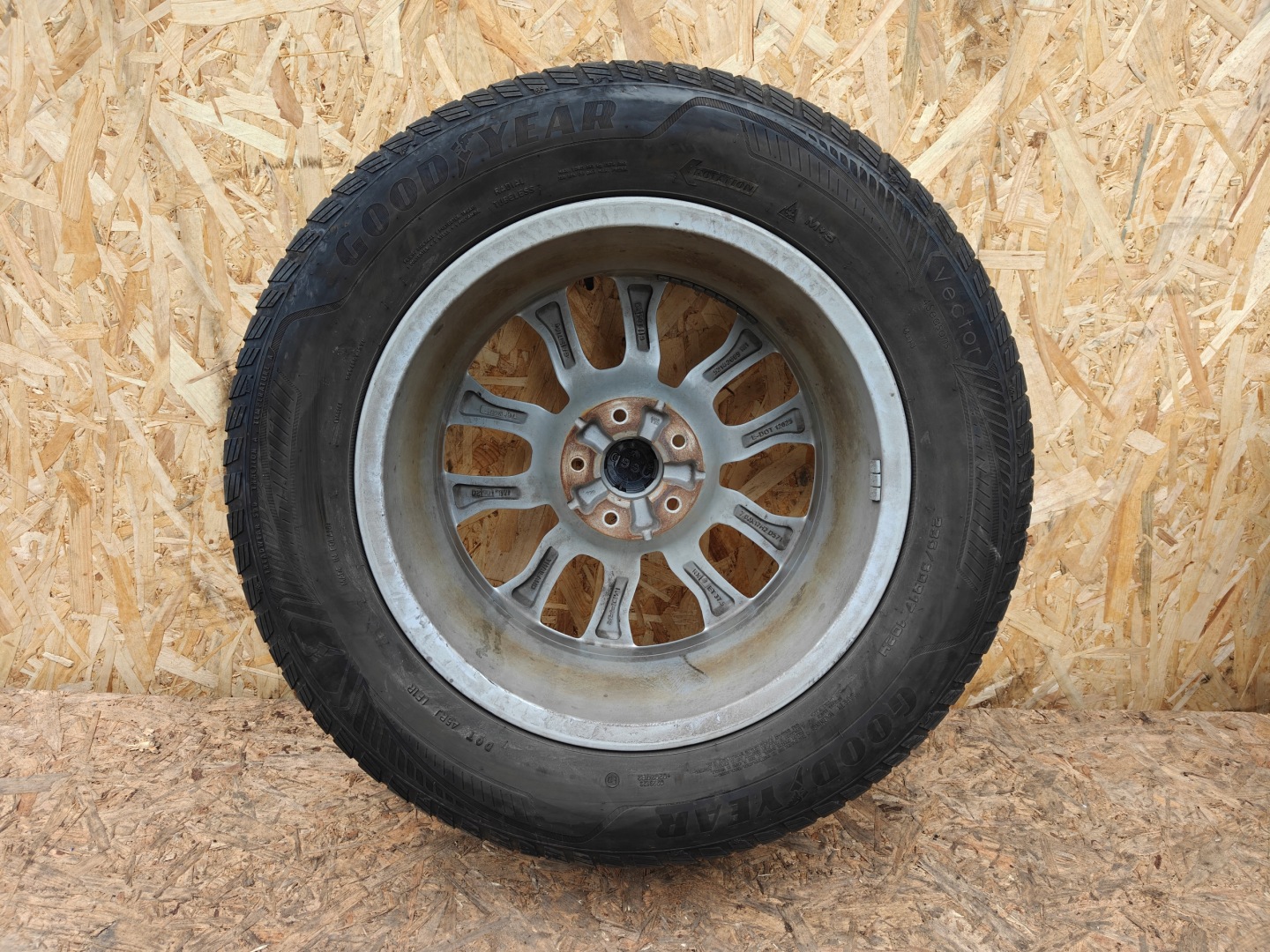 wheels discs JEEP COMPASS II LIFT 52142689 GOODYEAR VECTOR 4 235 60 17